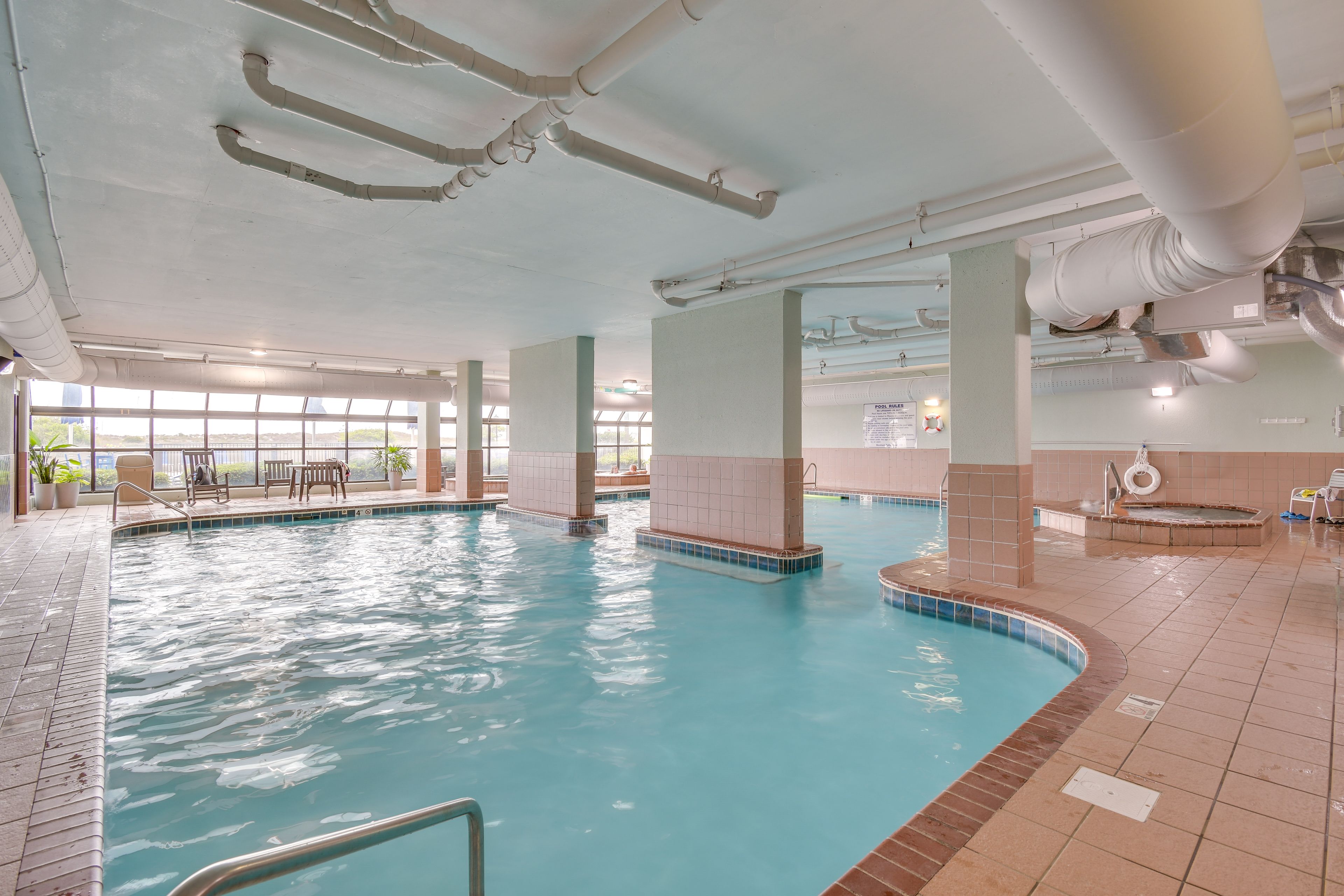 Community Amenities | Indoor Pool