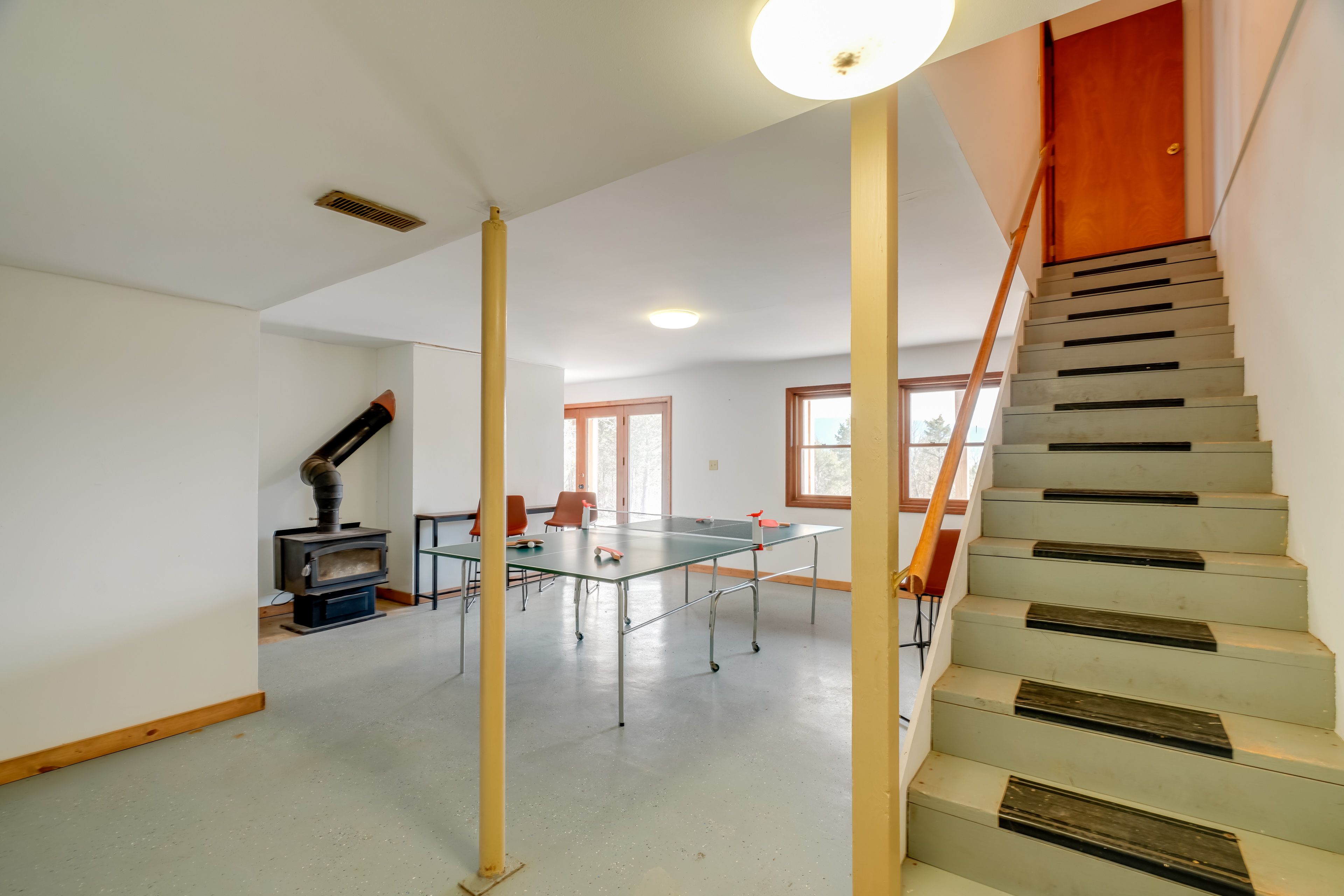 Game Room | Ping-Pong Table | Ground Floor