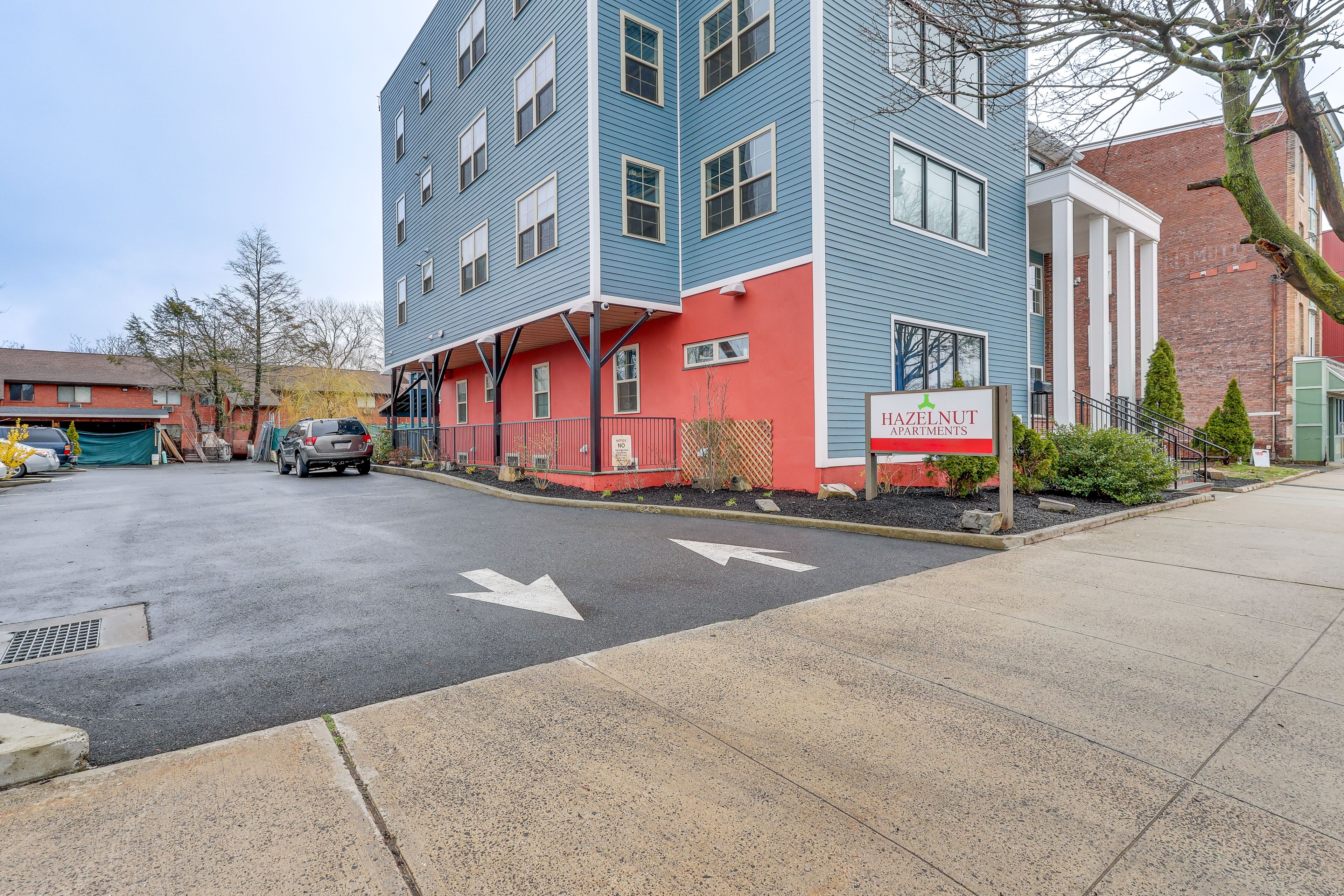 Parking | Designated Space (1 Vehicle) | Free Street Parking