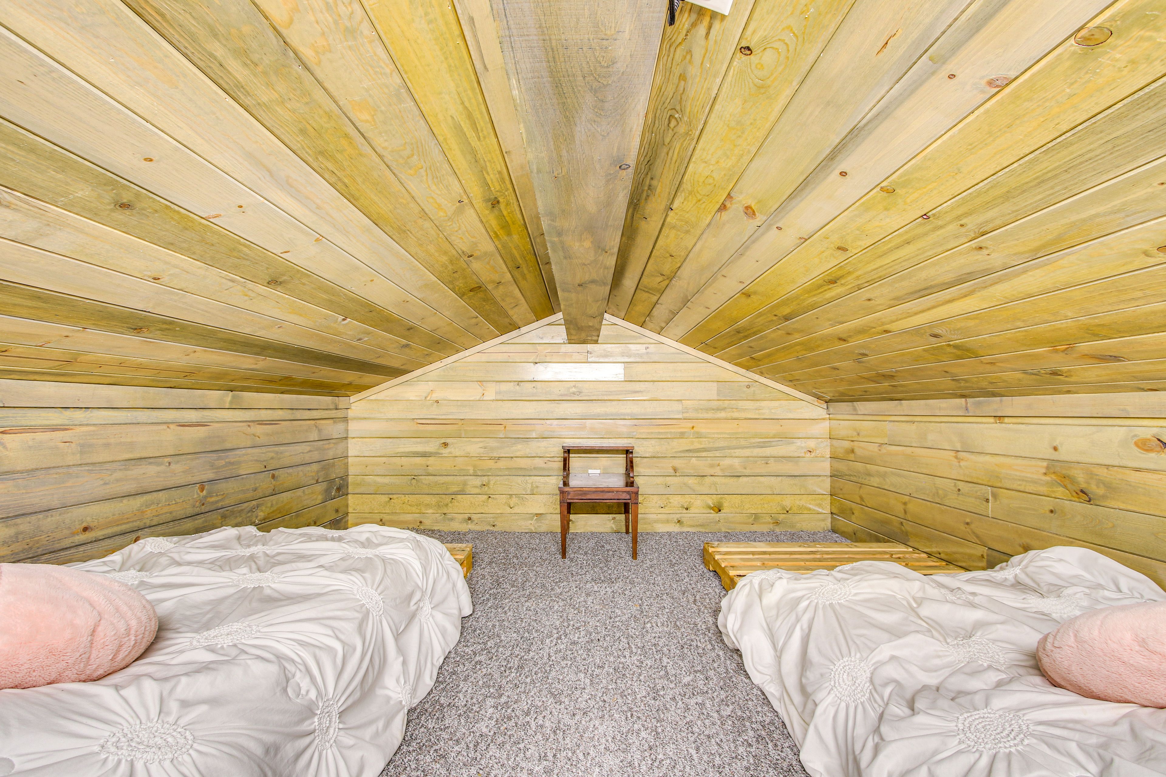 Loft | 2 Twin Floor Mattresses