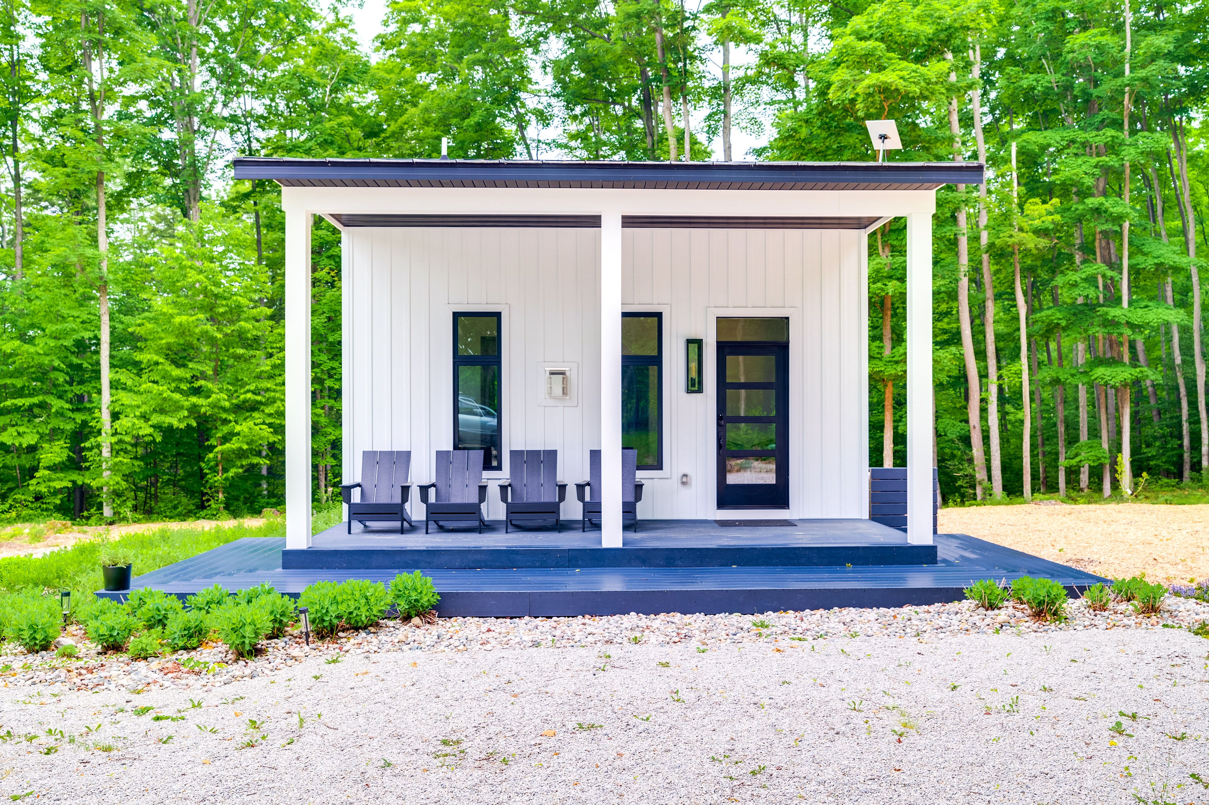 Bellaire Vacation Rental | 1BR | 1BA | 750 Sq Ft | Steps Required