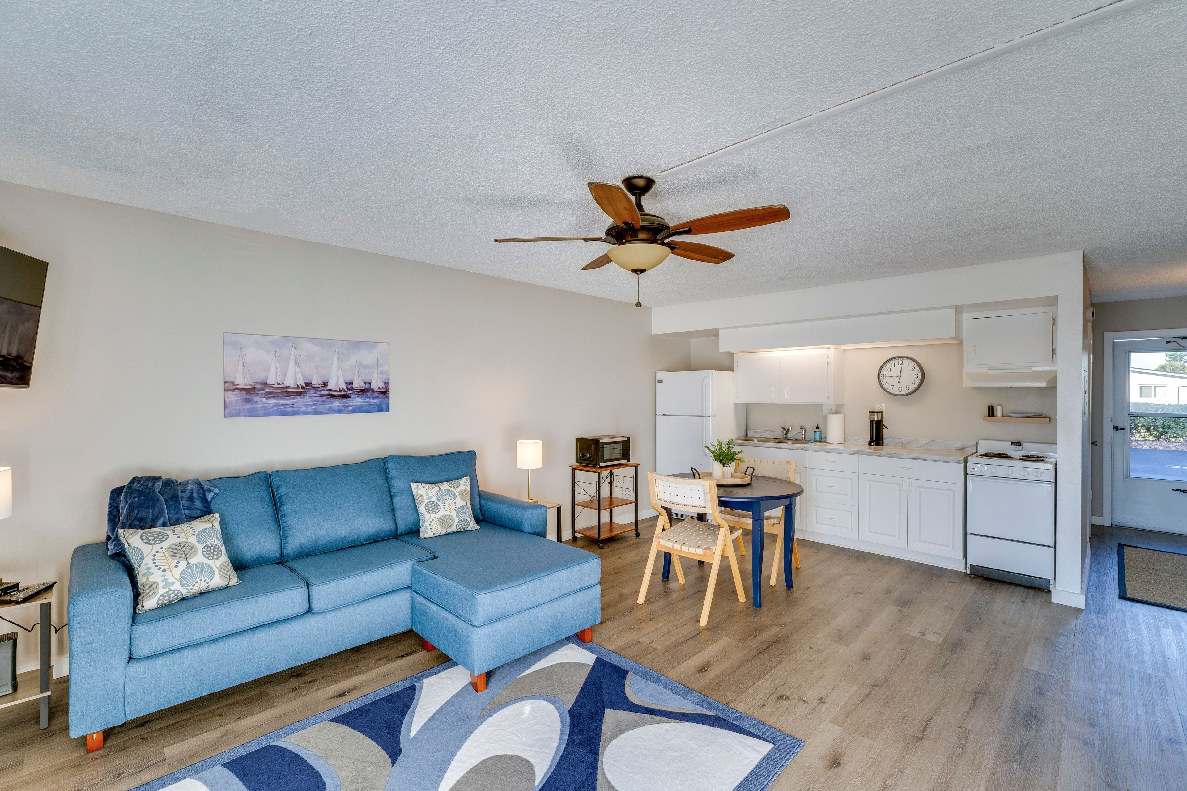 New Smyrna Beach Vacation Rental | Studio | 1BA | Small Step Required to Enter