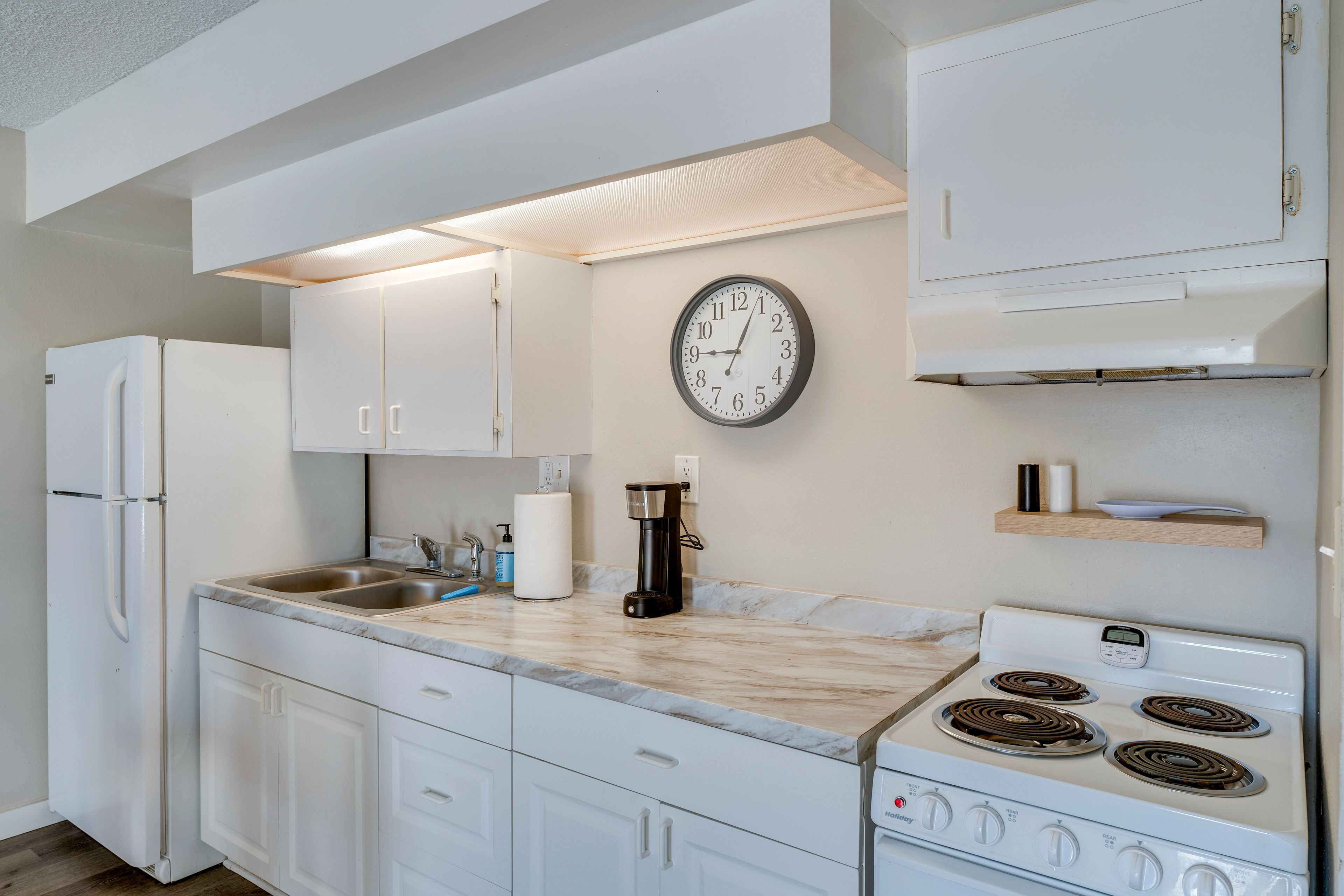 Kitchen | Cooking Basics | Keurig Coffee Maker | Stove/Oven