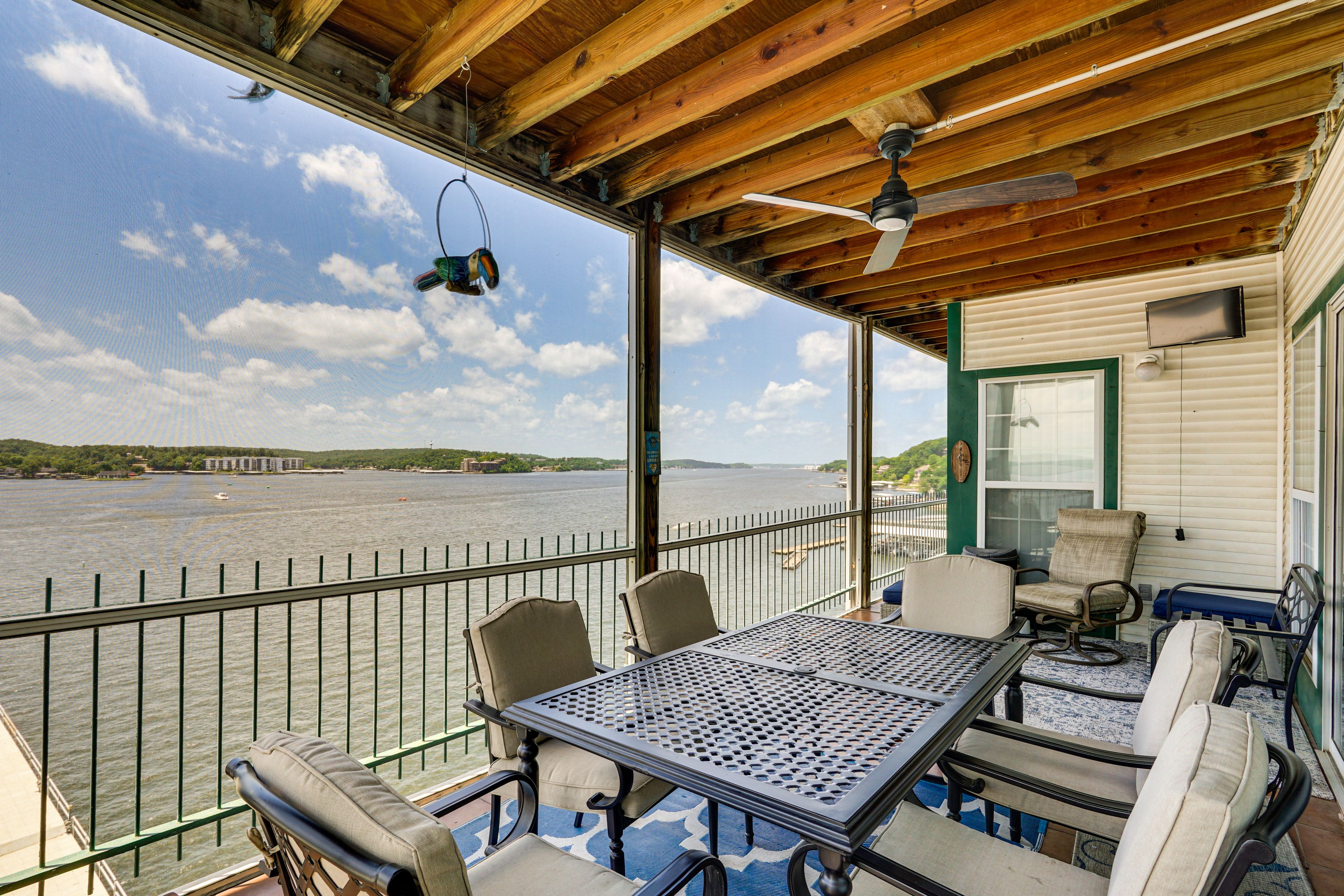 Lake Ozark Vacation Rental | 3BR | 3BA | Stairs Required | 1,600 Sq Ft
