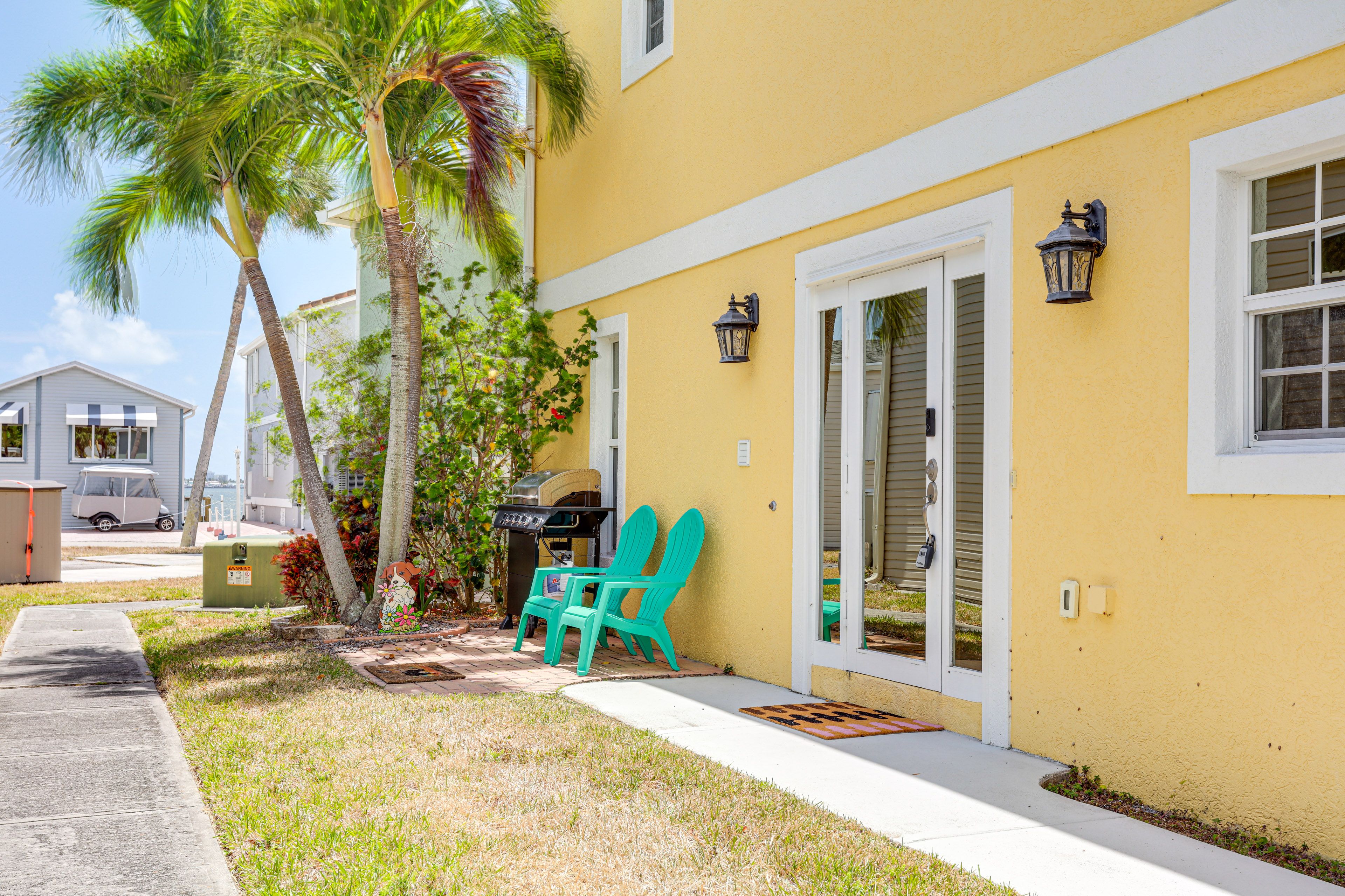 Home Exterior | Private Entrance