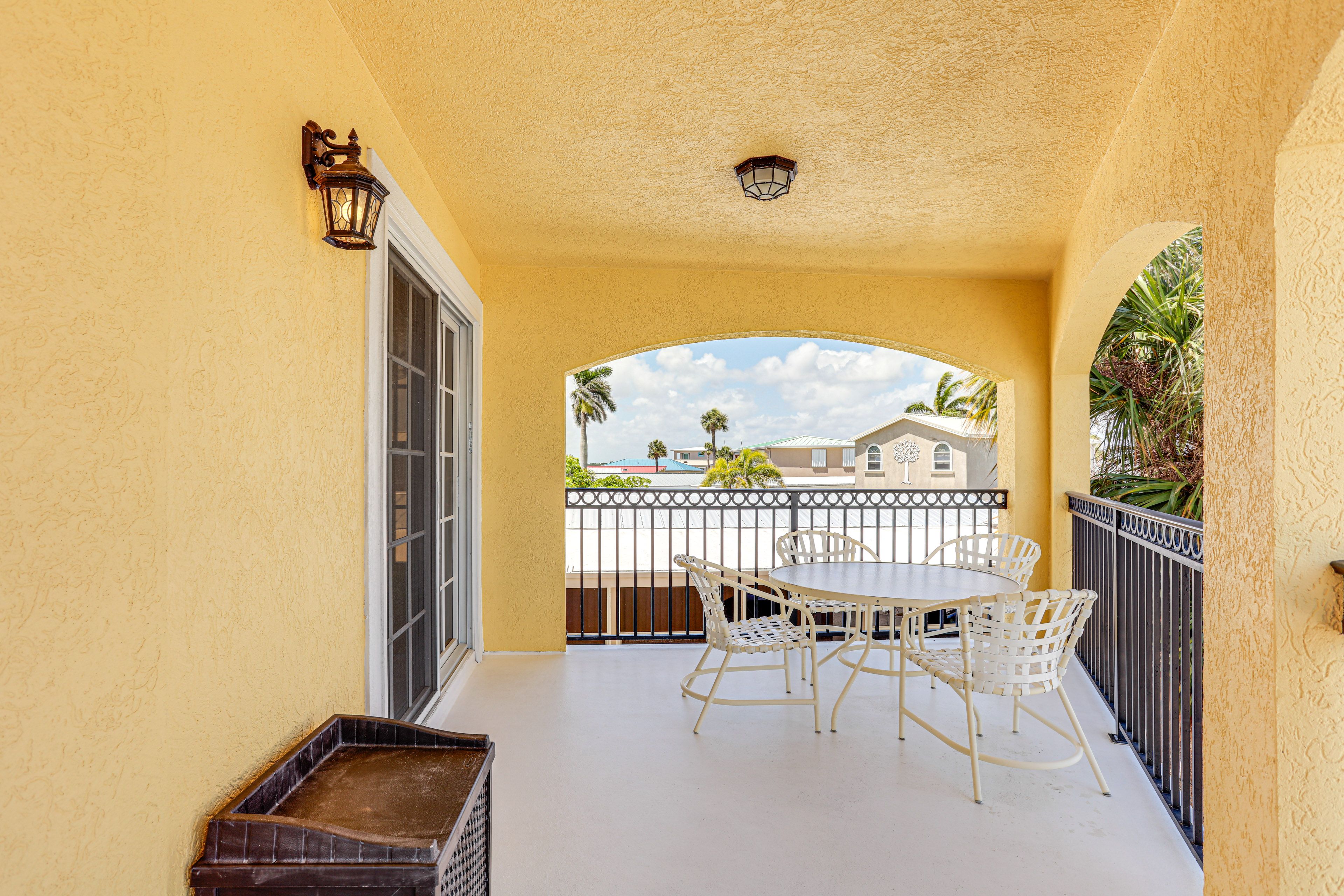 Private Balcony | 2nd Floor | Dining Area