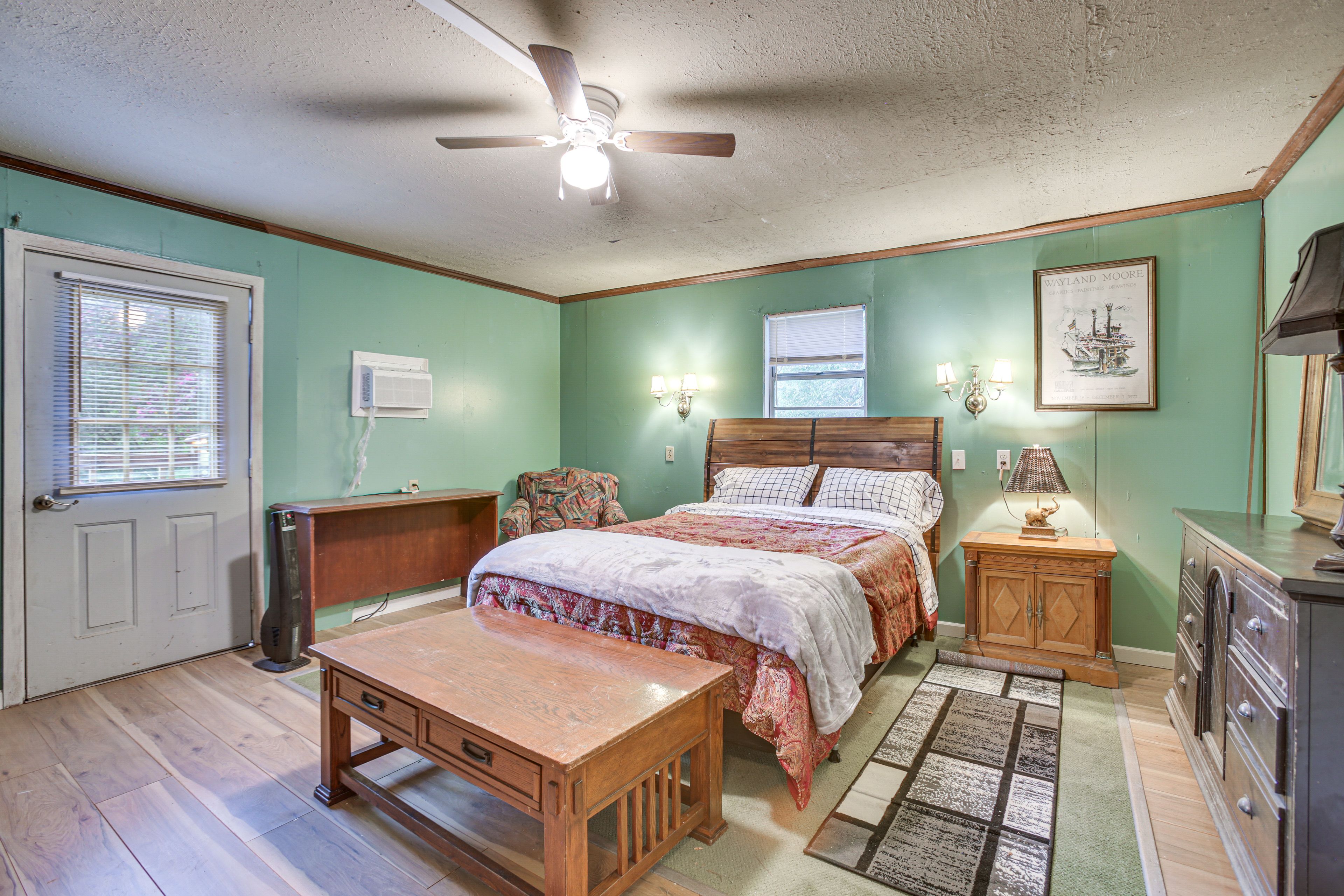 Bedroom 2 | Queen Bed