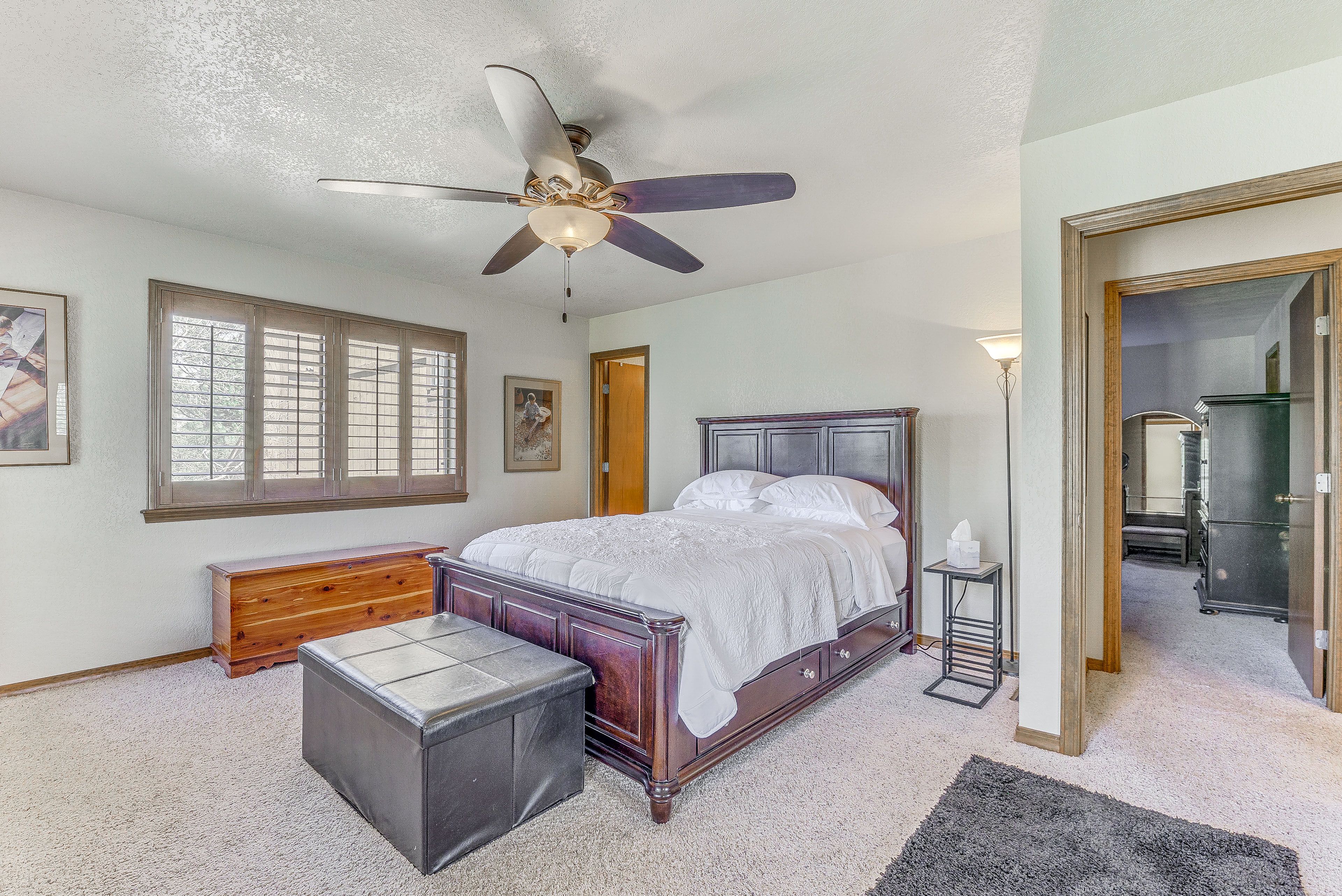Bedroom 2 | 2nd Floor | Queen Bed