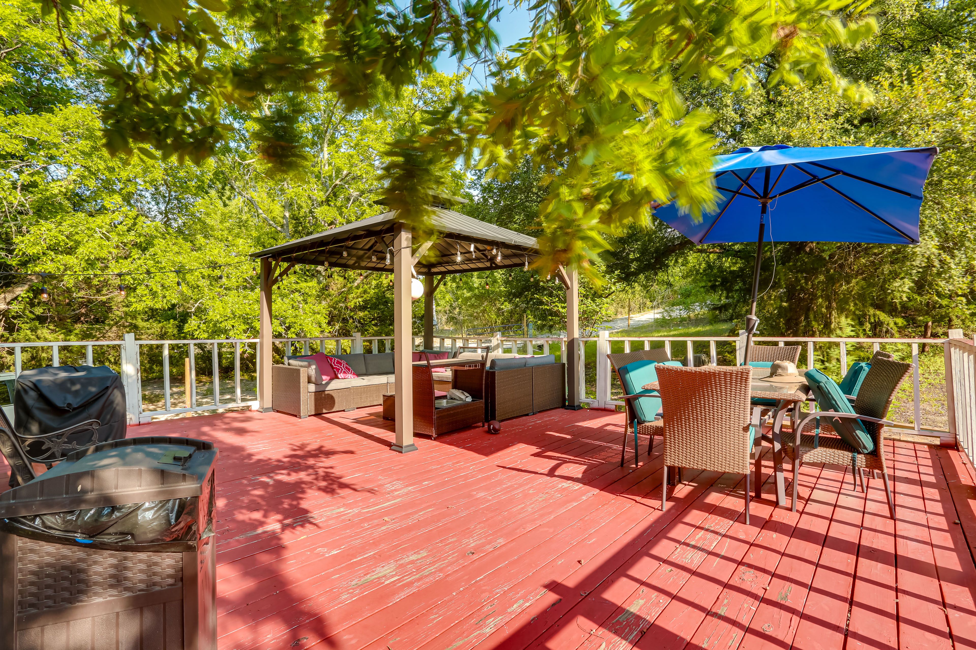 Private Deck