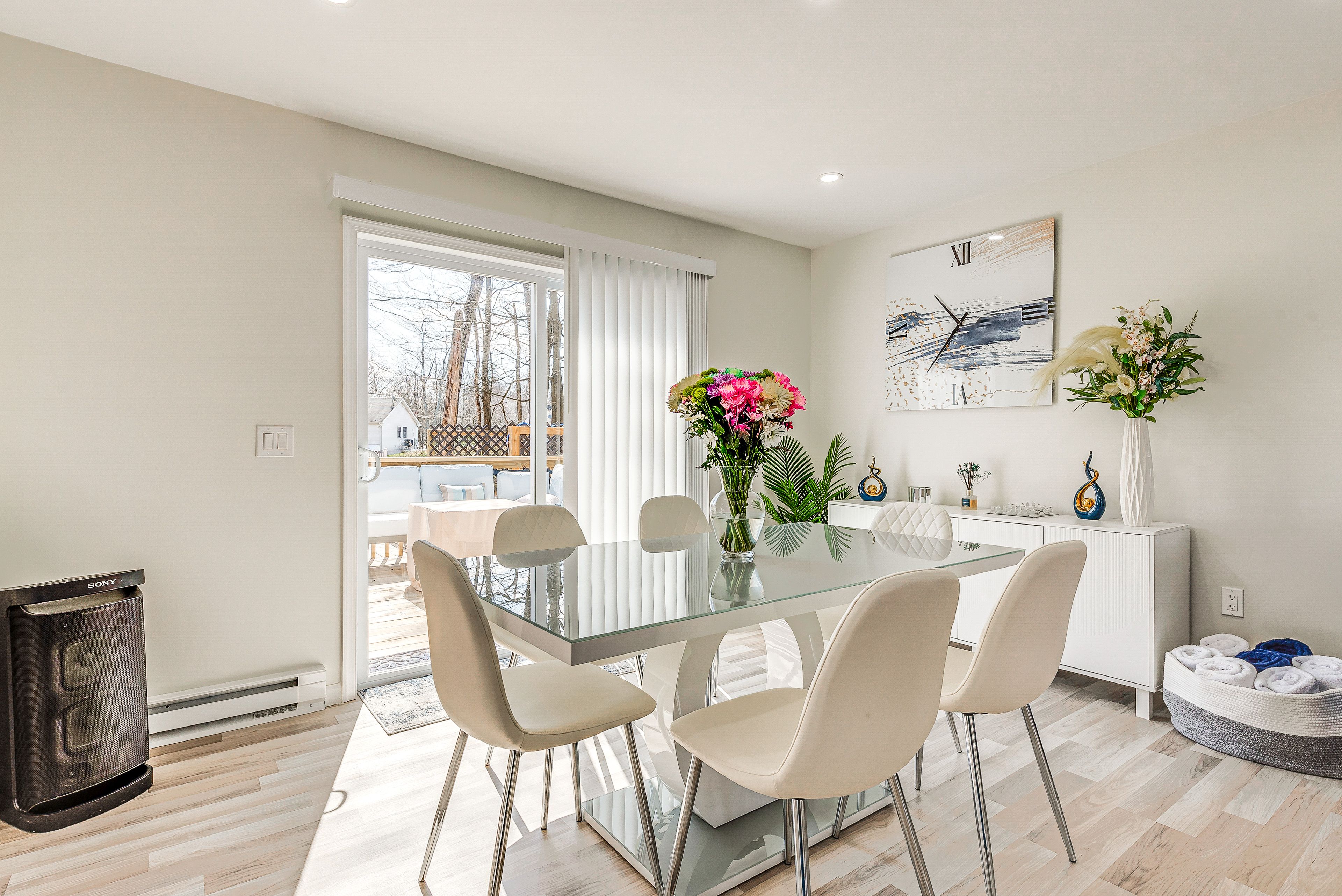 Dining Area | 1st Floor | Dishware/Flatware Provided