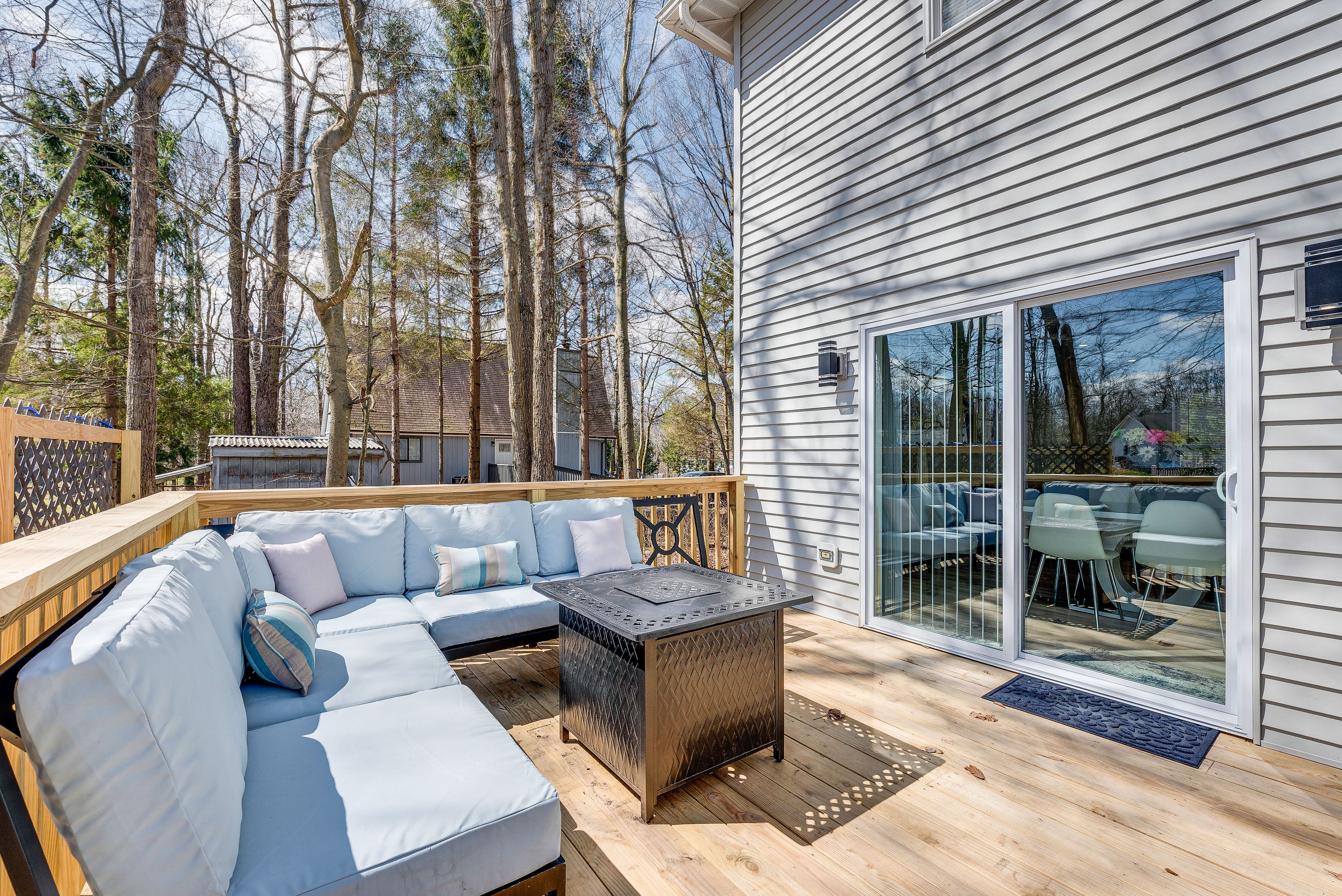 Exterior | Backyard | Furnished Deck | Hot Tub | Gas Fire Pit Table