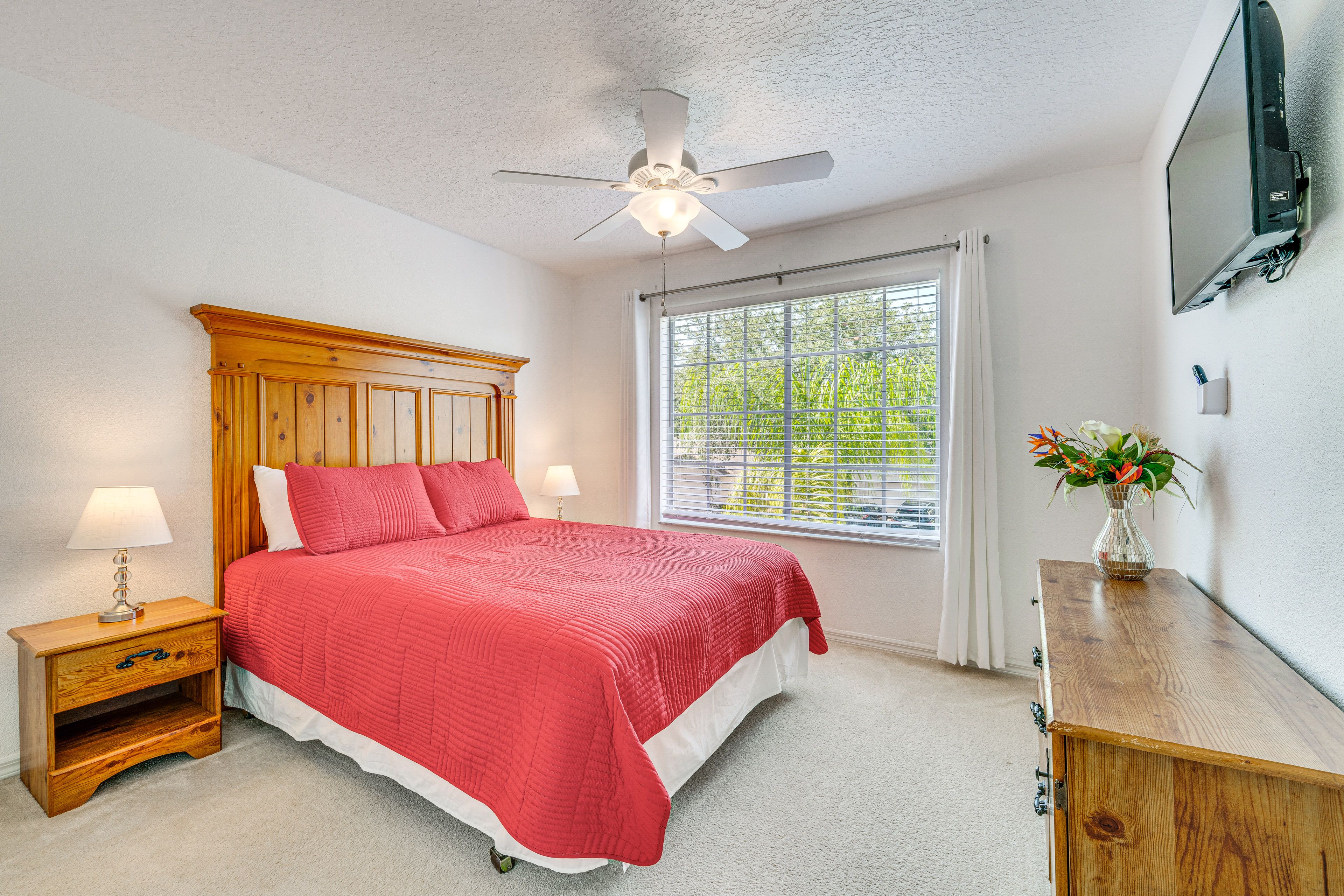 Bedroom 3 | Queen Bed | 2nd Floor