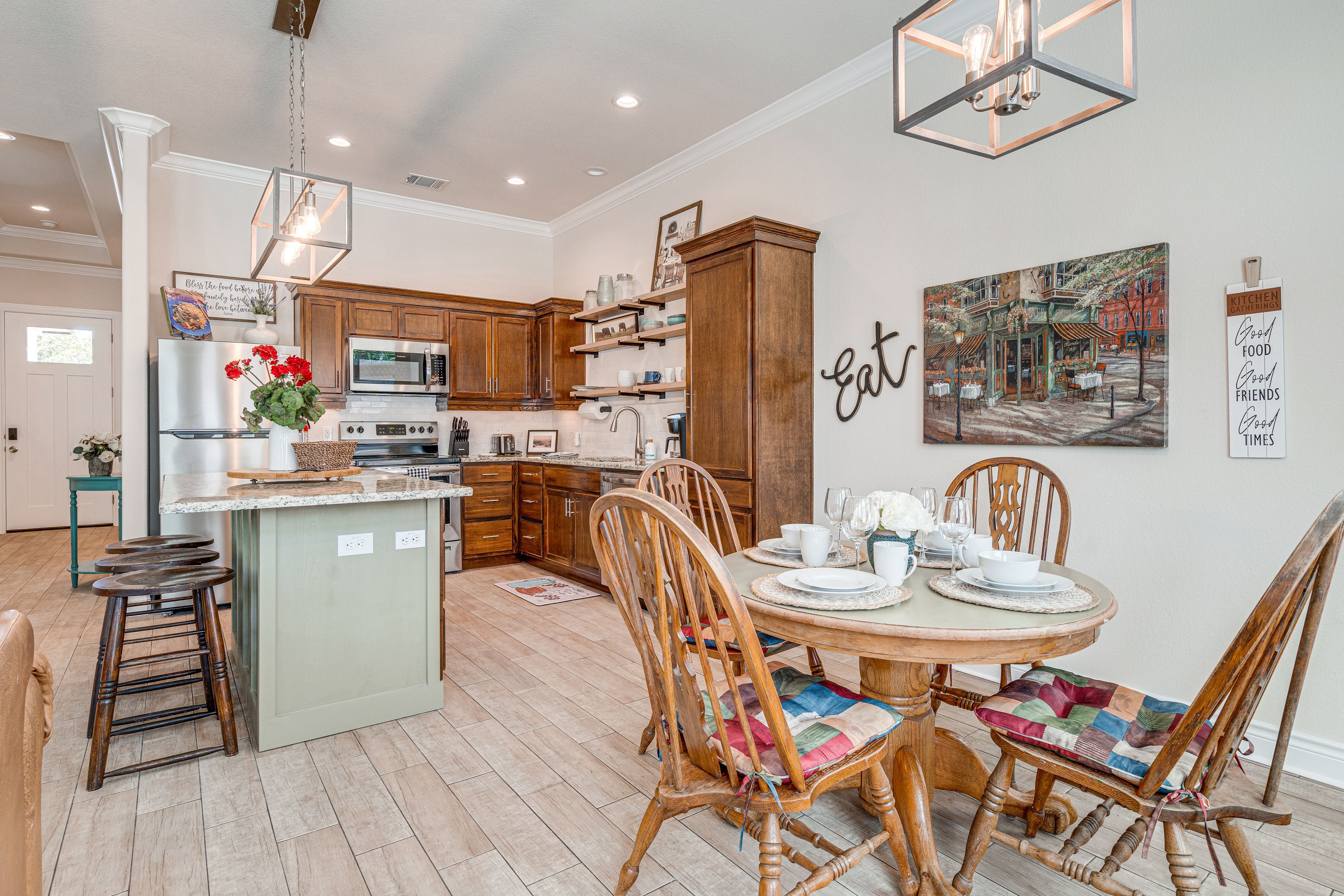 Dining Area | Dishware & Flatware Provided | Breakfast Bar w/ Additional Seating
