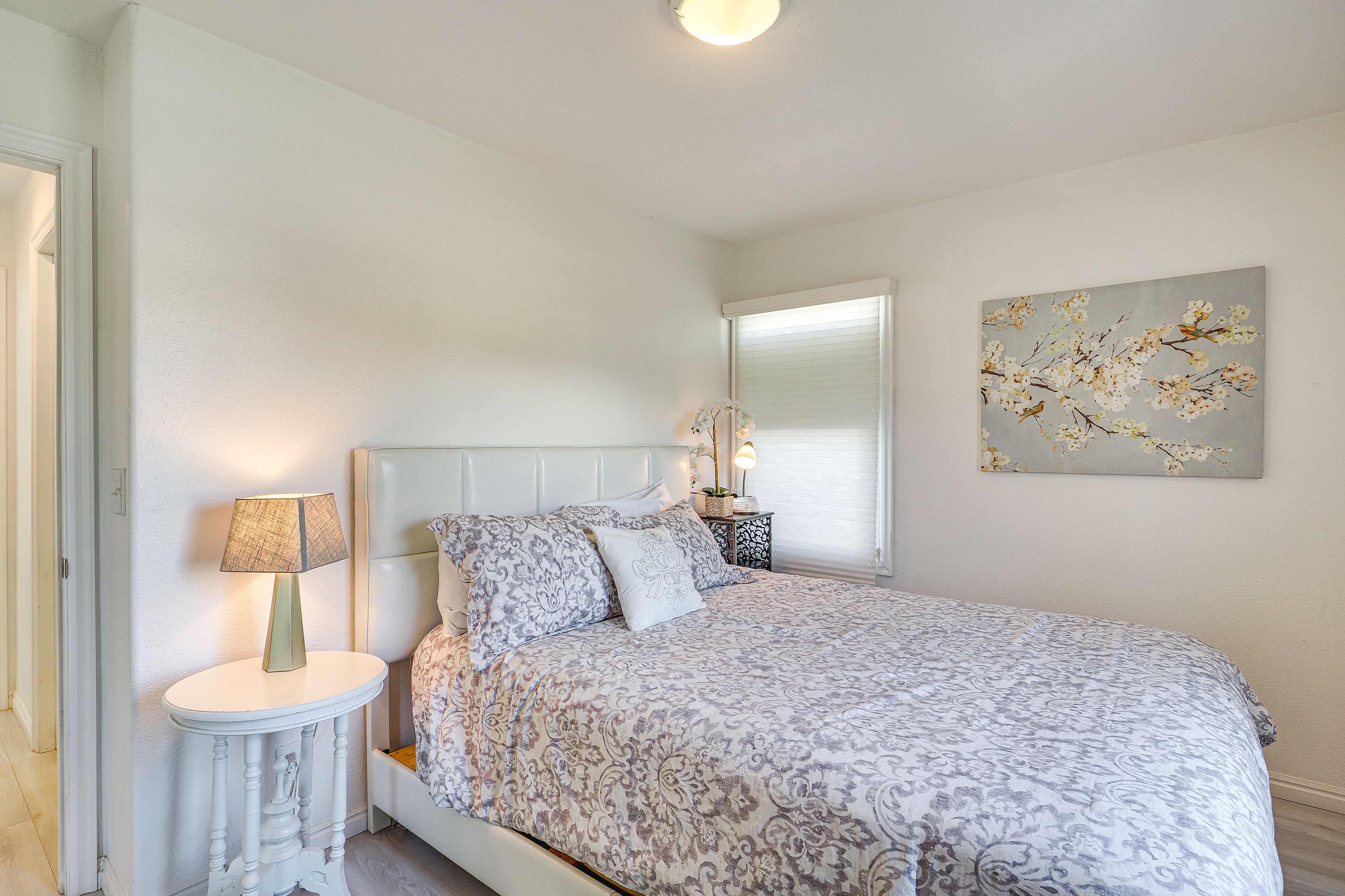 Bedroom 2 | Queen Bed