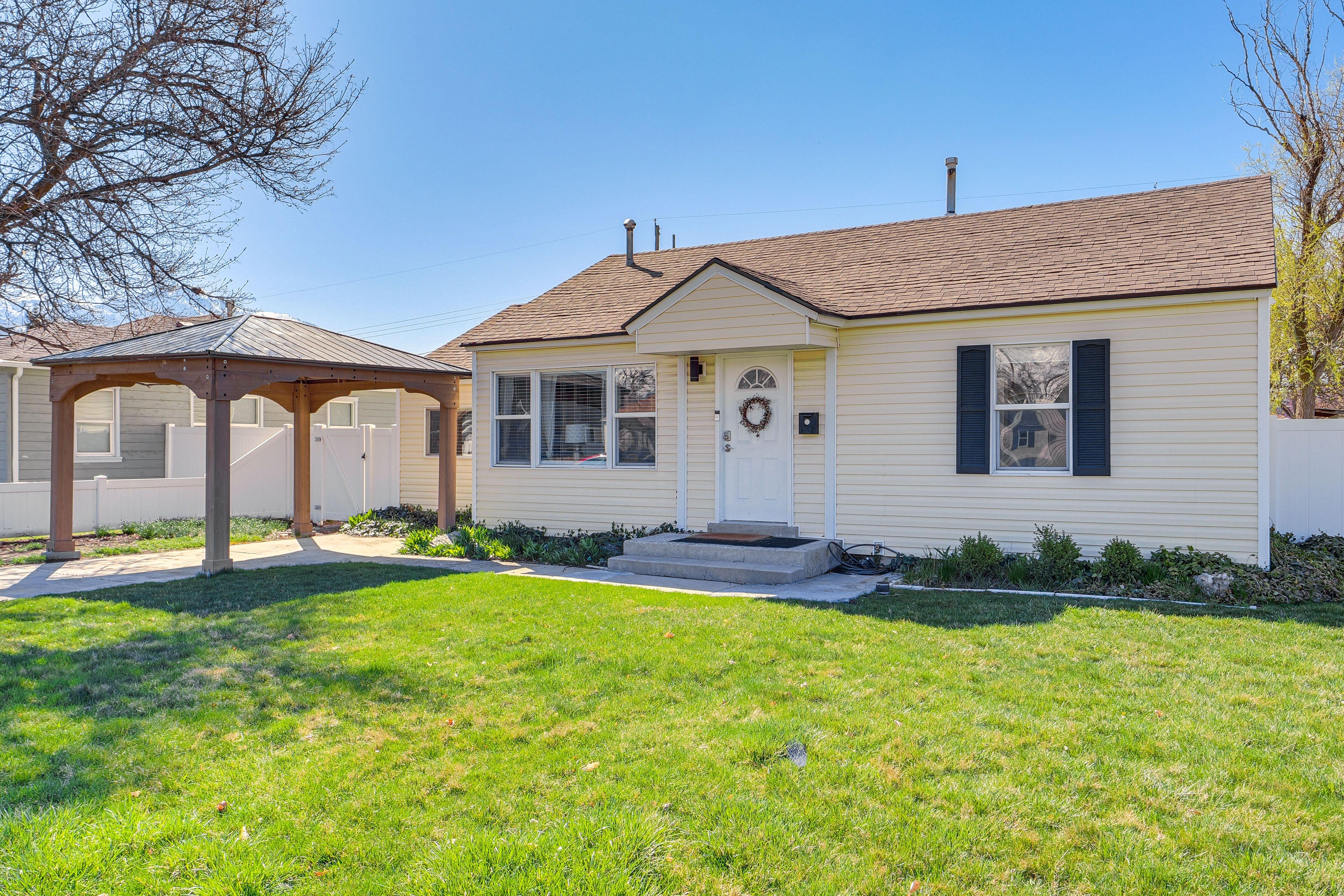 Exterior | Keyless Entry