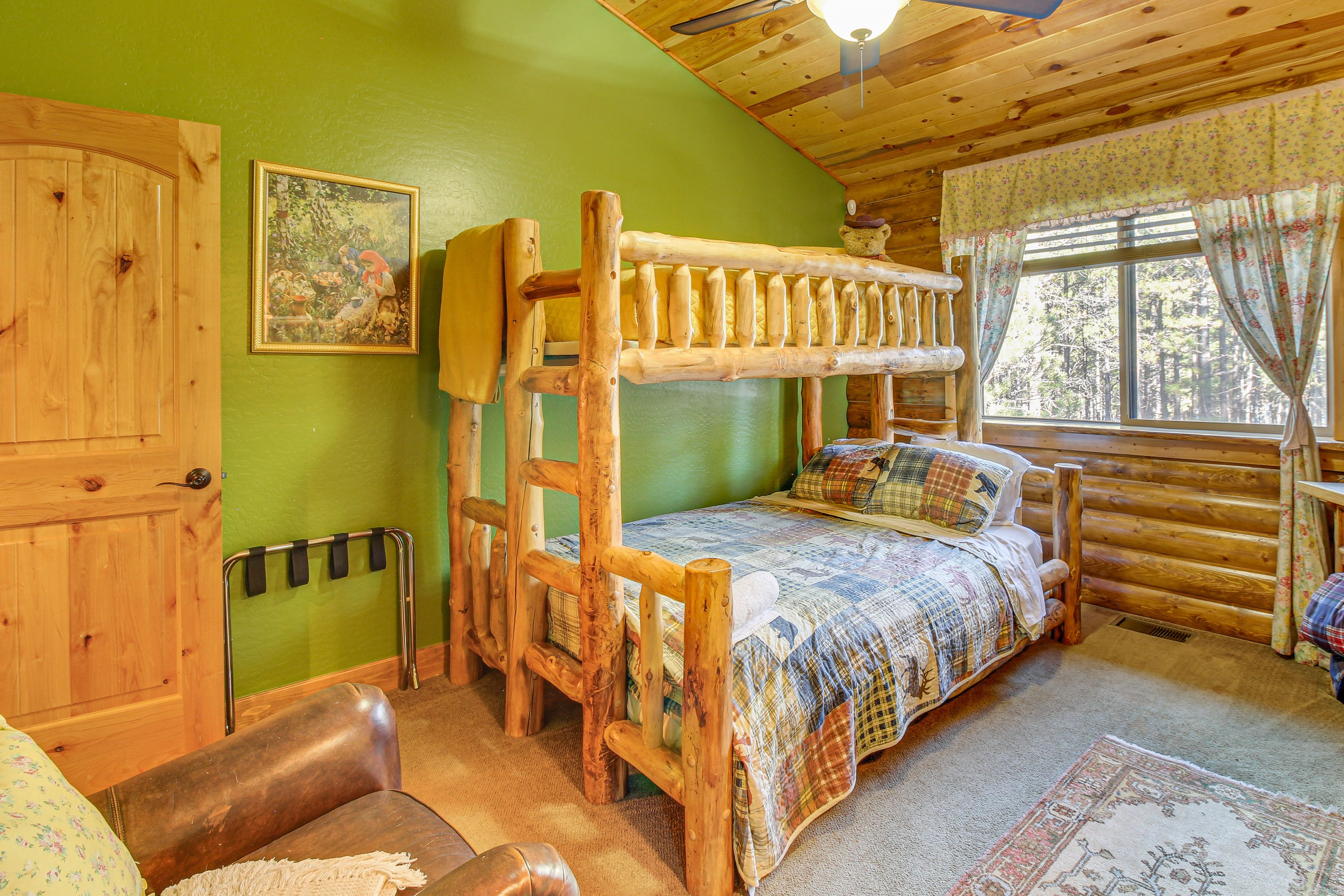 Bedroom 3 | 2nd Floor | Twin/Queen Bunk Bed
