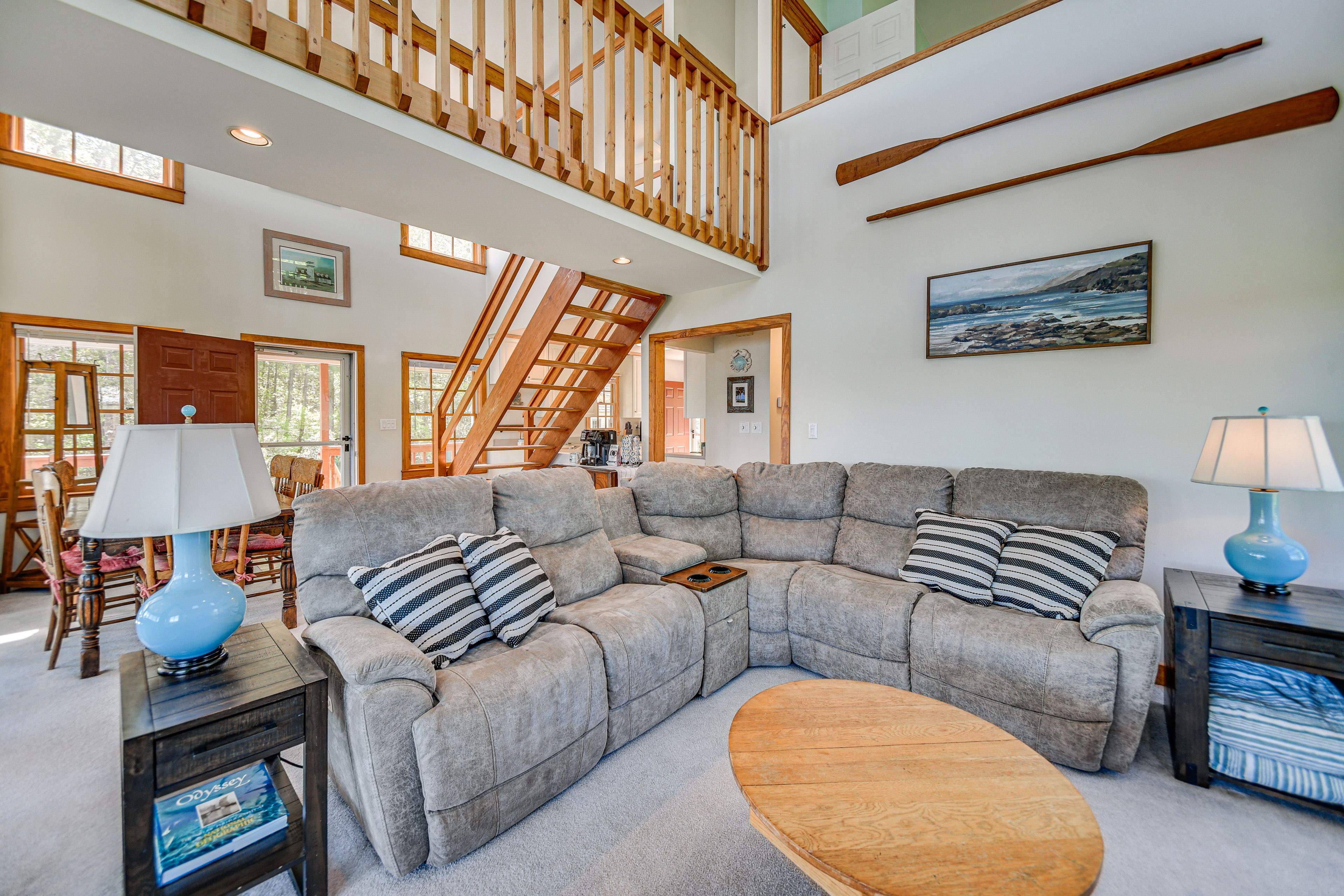 Living Room | 1st Floor | Free WiFi