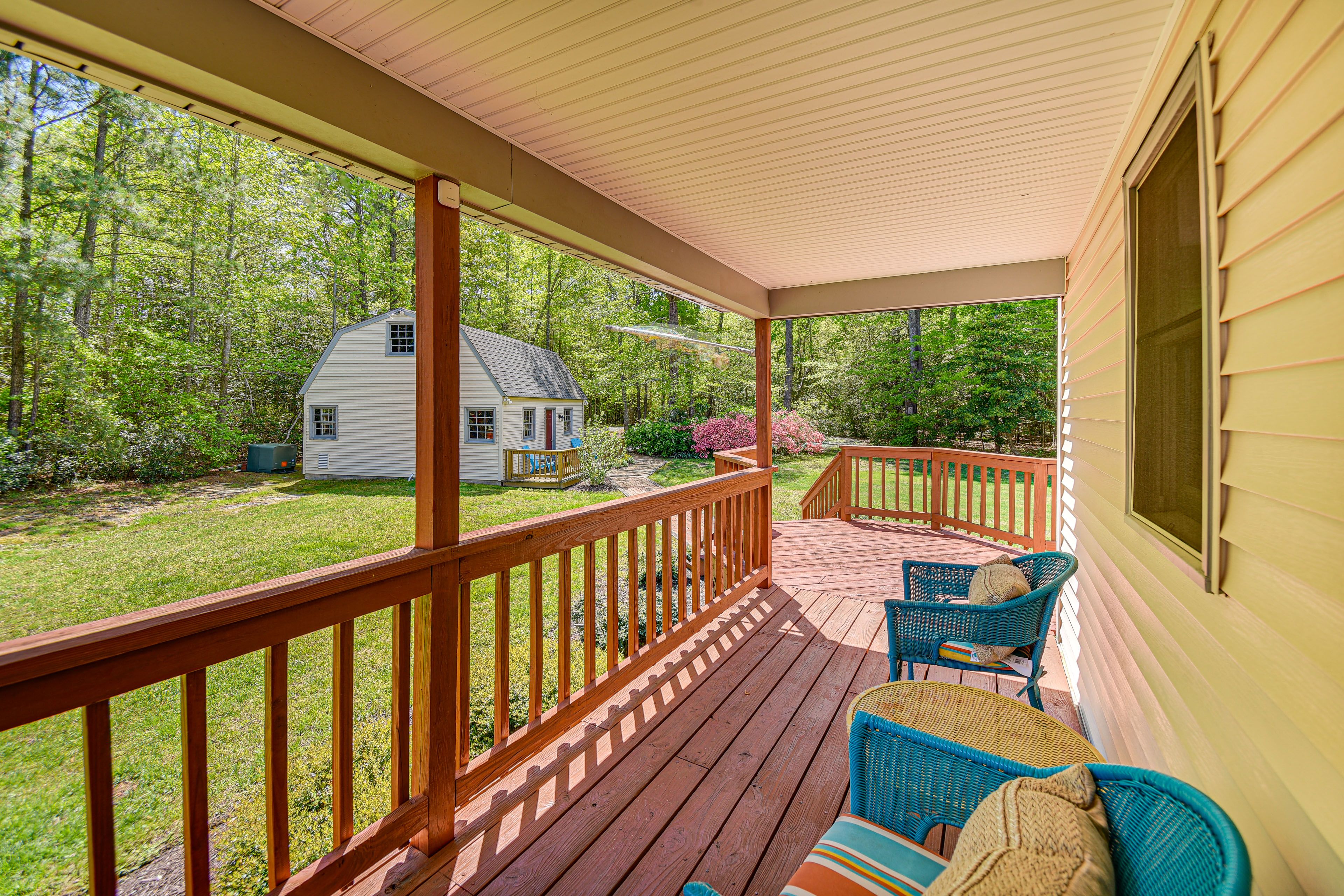 Deck | Patio Seating
