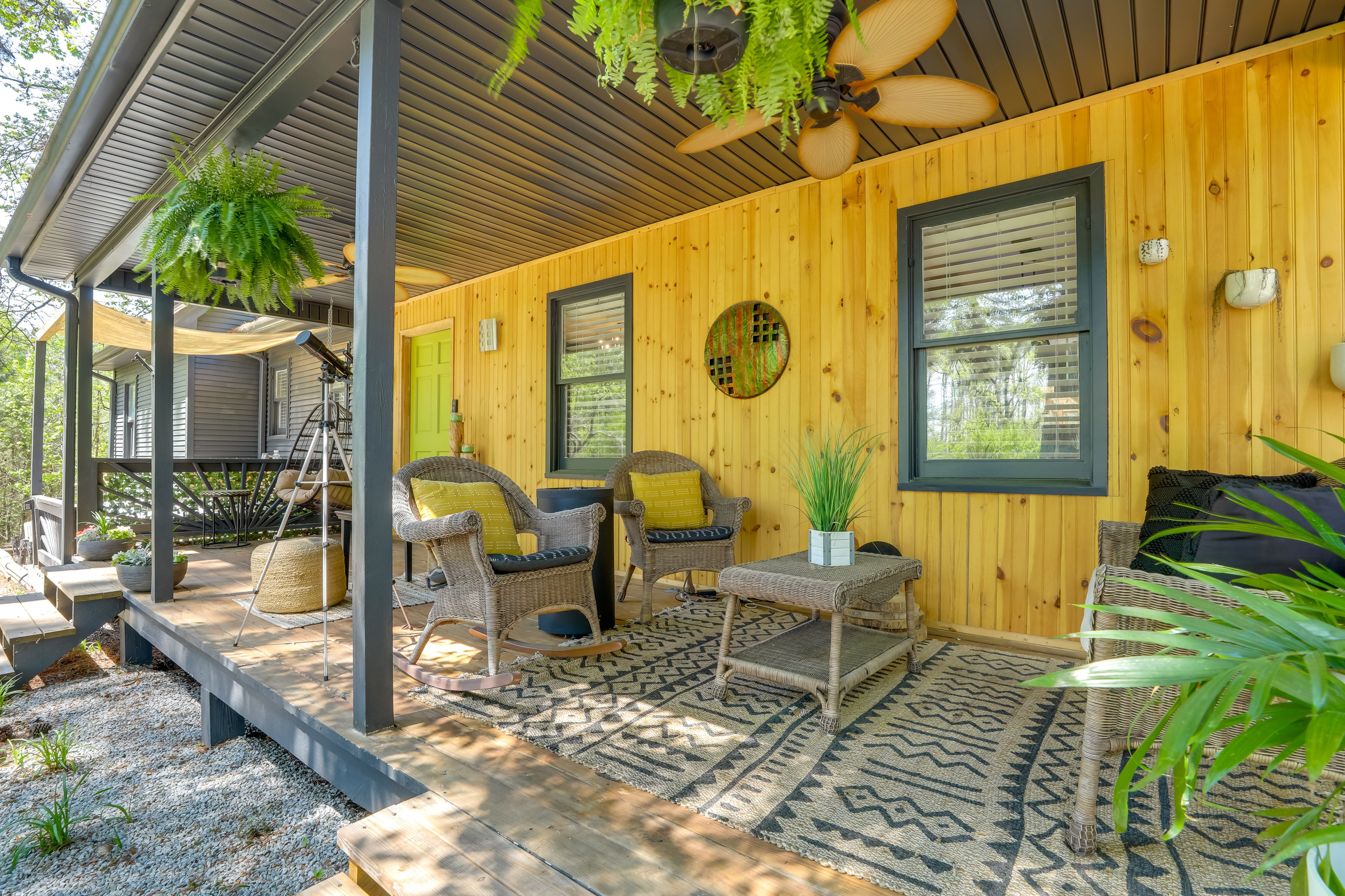 Covered Deck | Private Hot Tub | Outdoor Kitchen | Fire Pit | Gas Grill