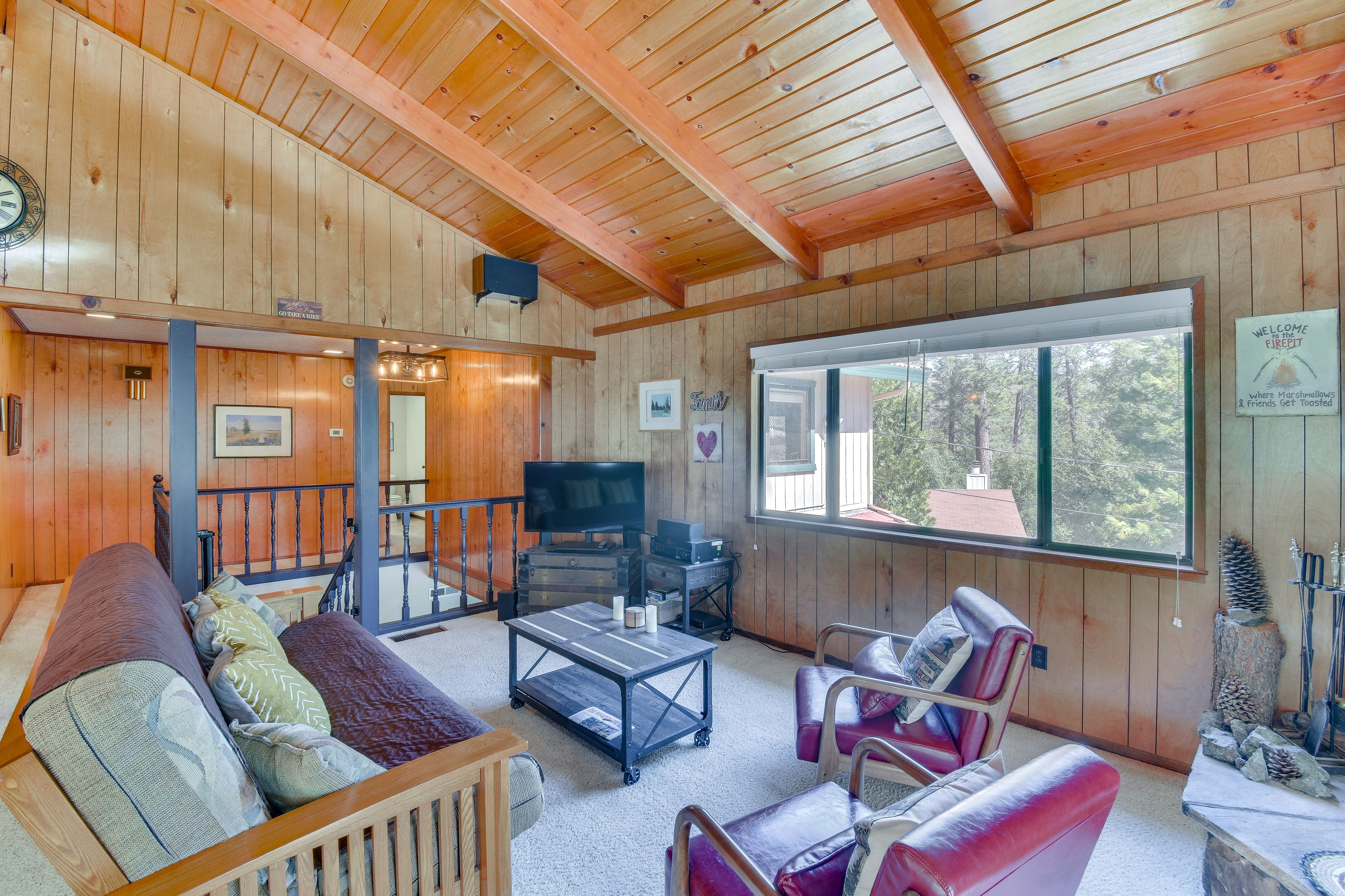 Living Room | 2nd Floor