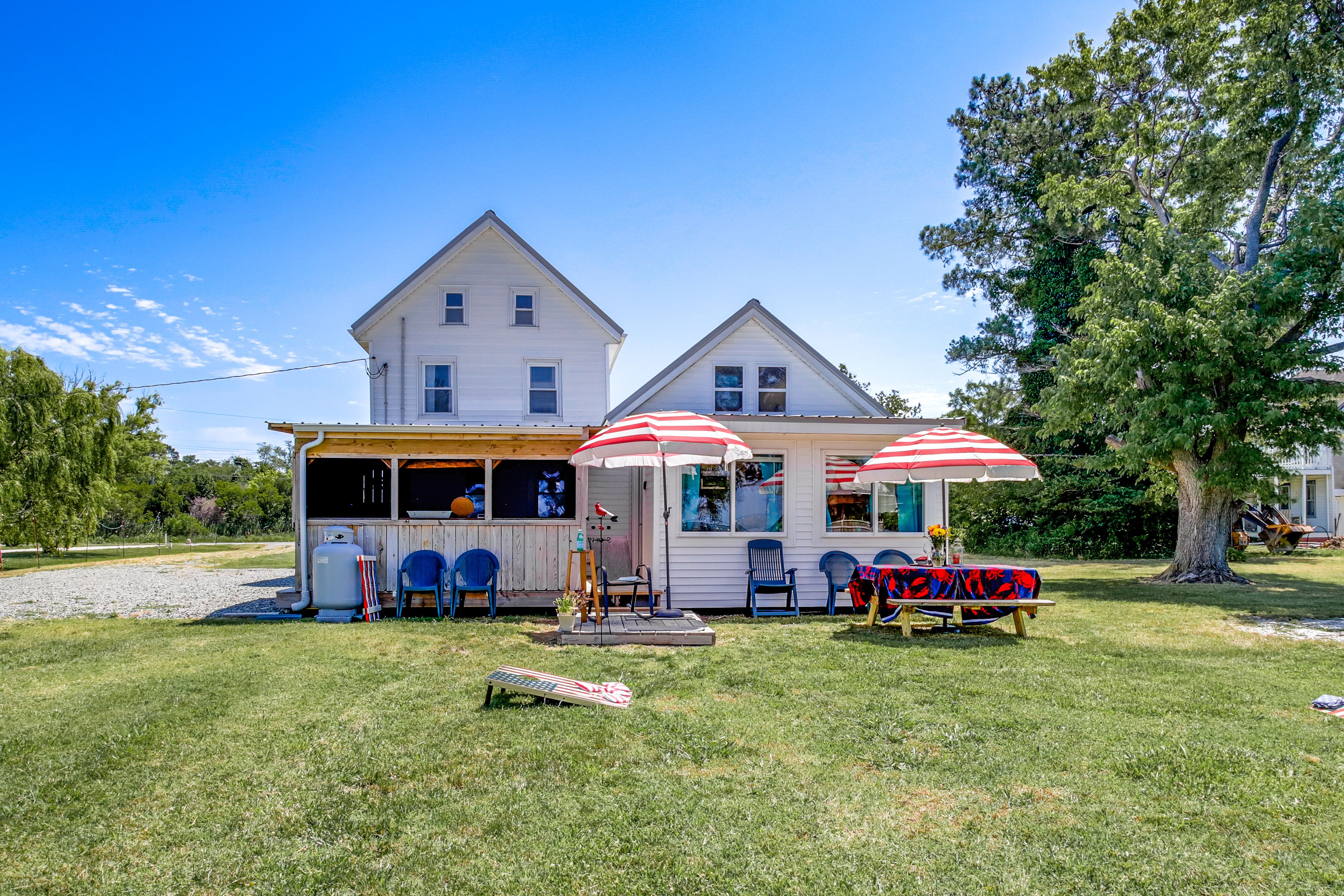 Private Backyard Area | 1,464 Sq Ft | 2-Story Home | Steps to Bay