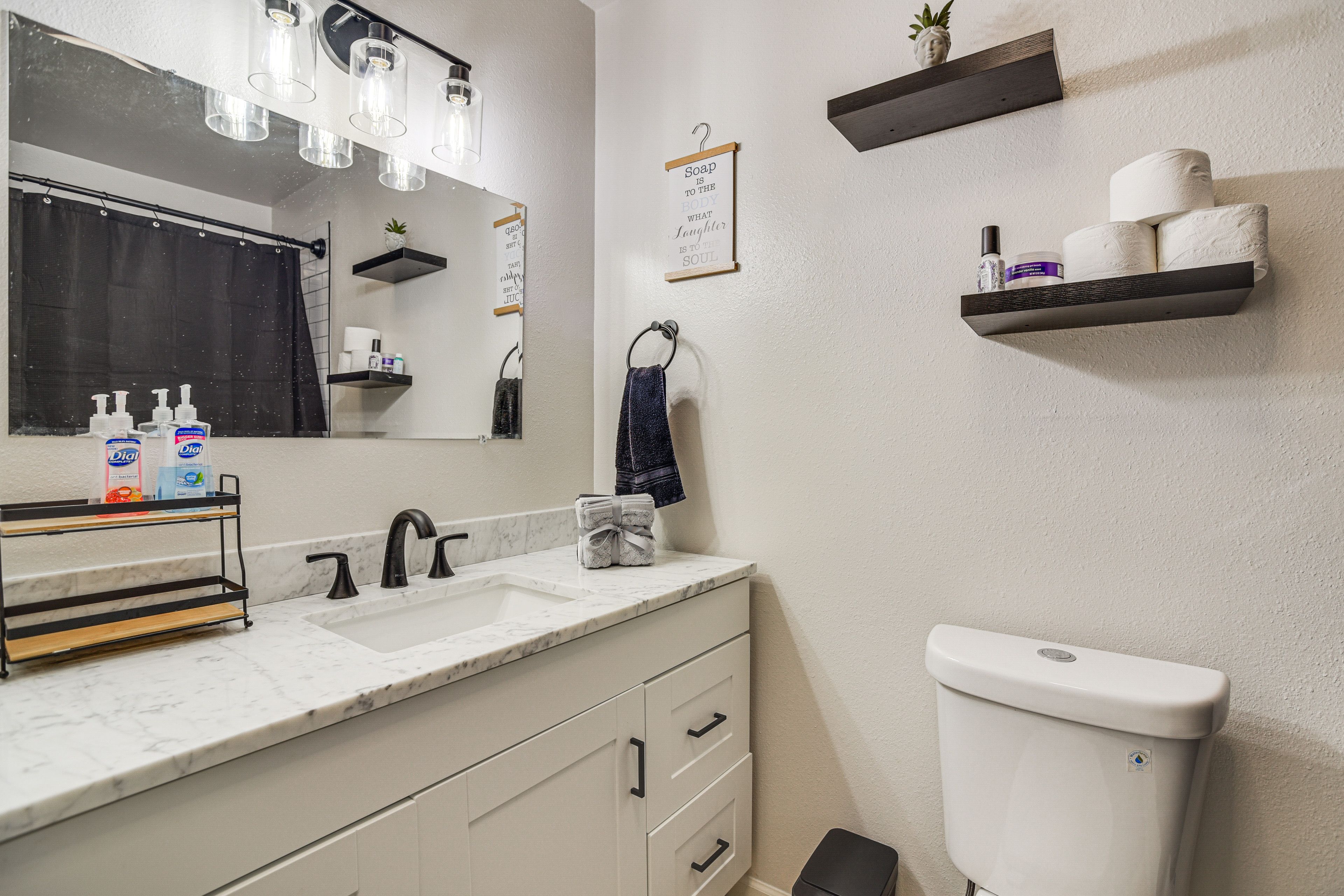 Bathroom | Towels Provided
