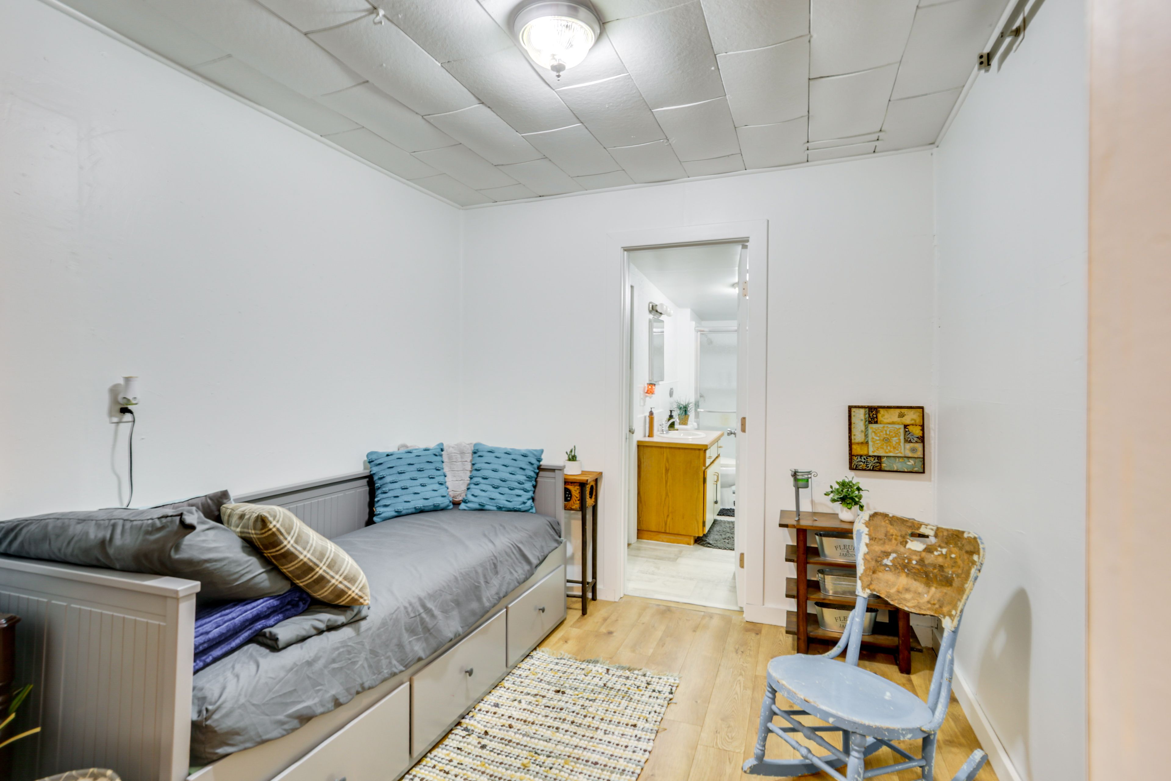 Bedroom 2 | Twin Daybed
