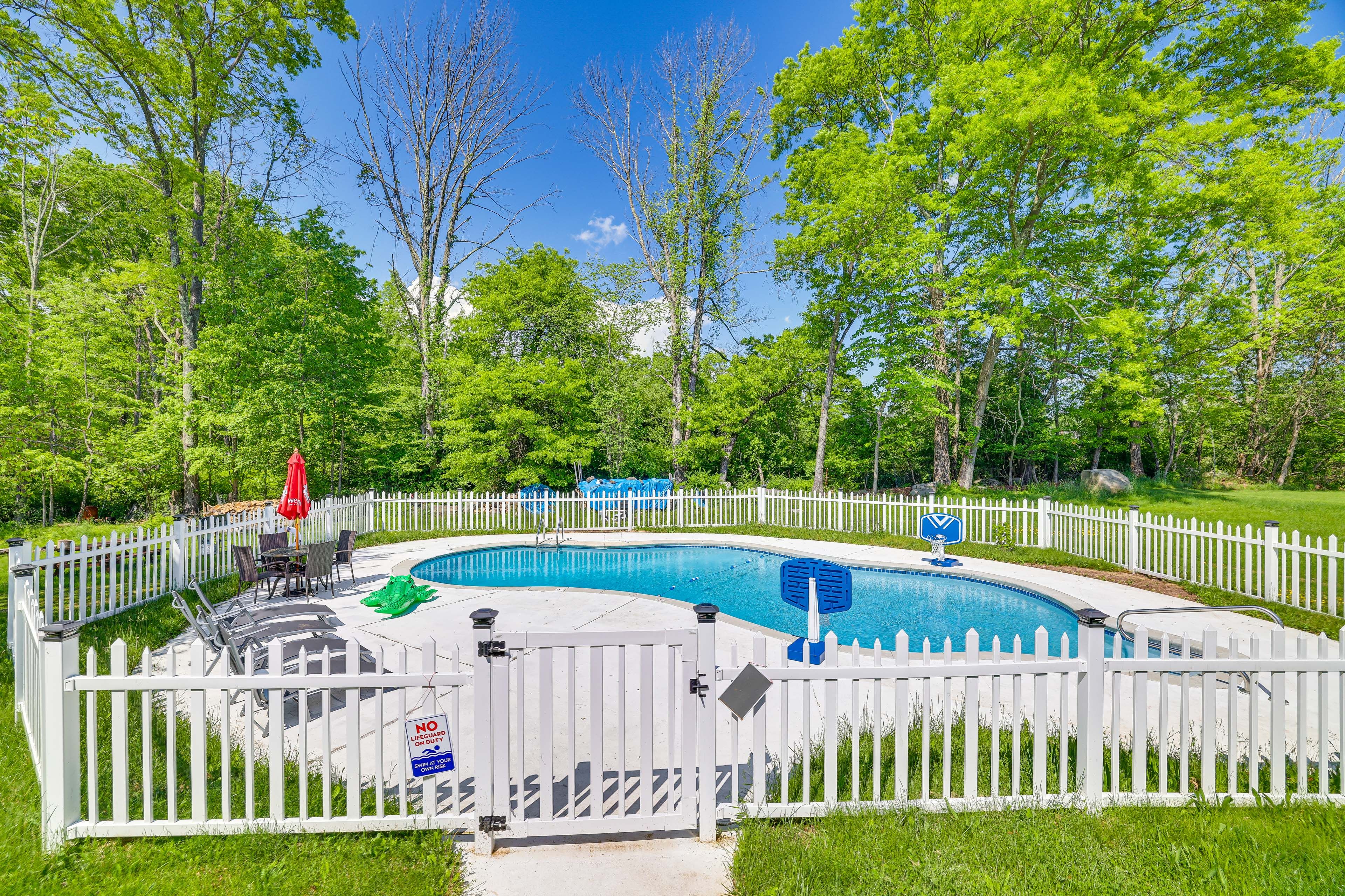 Seasonal Outdoor Pool (Mid-May-September) | Loungers | Pool Toys