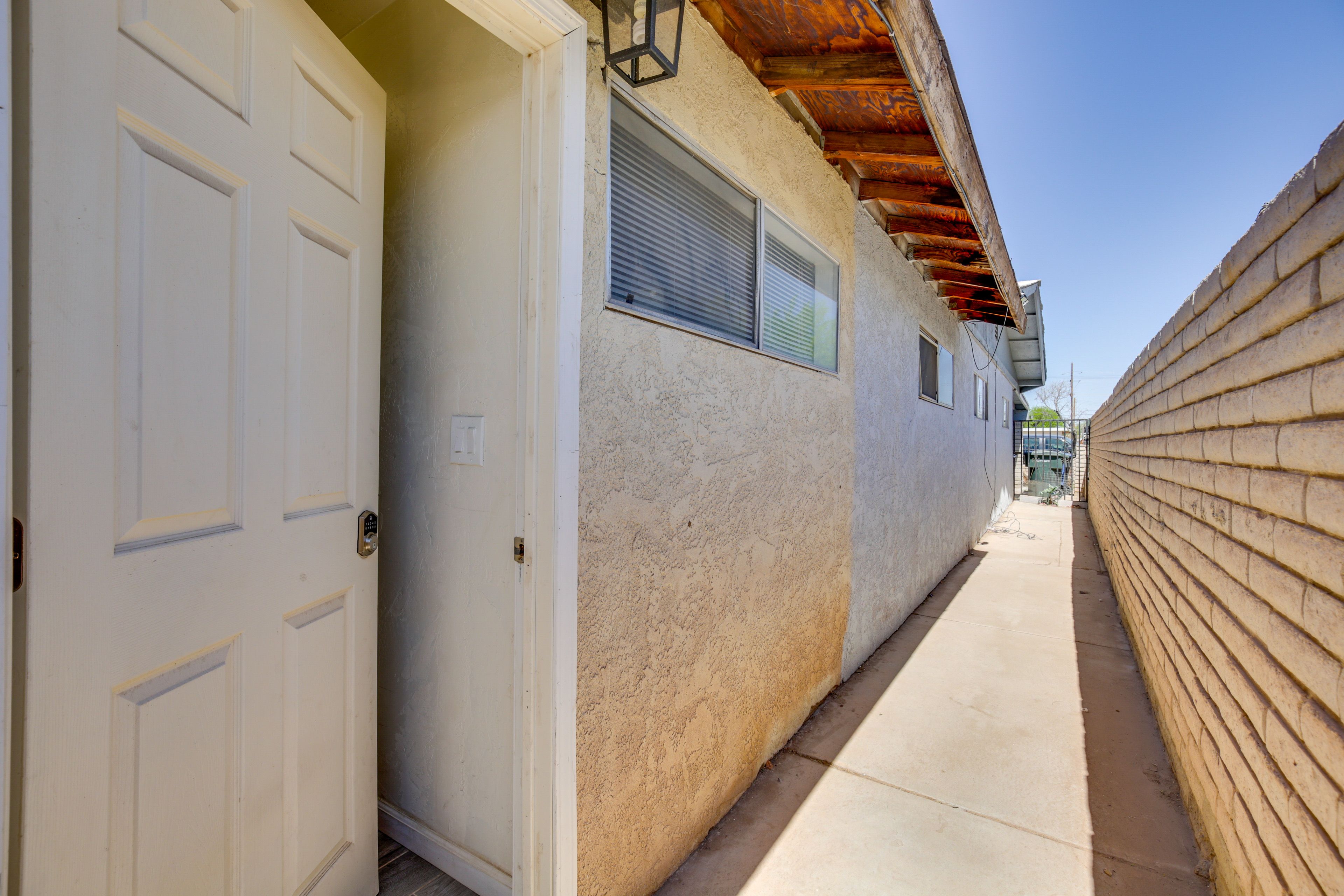 Front Door | Keyless Entry
