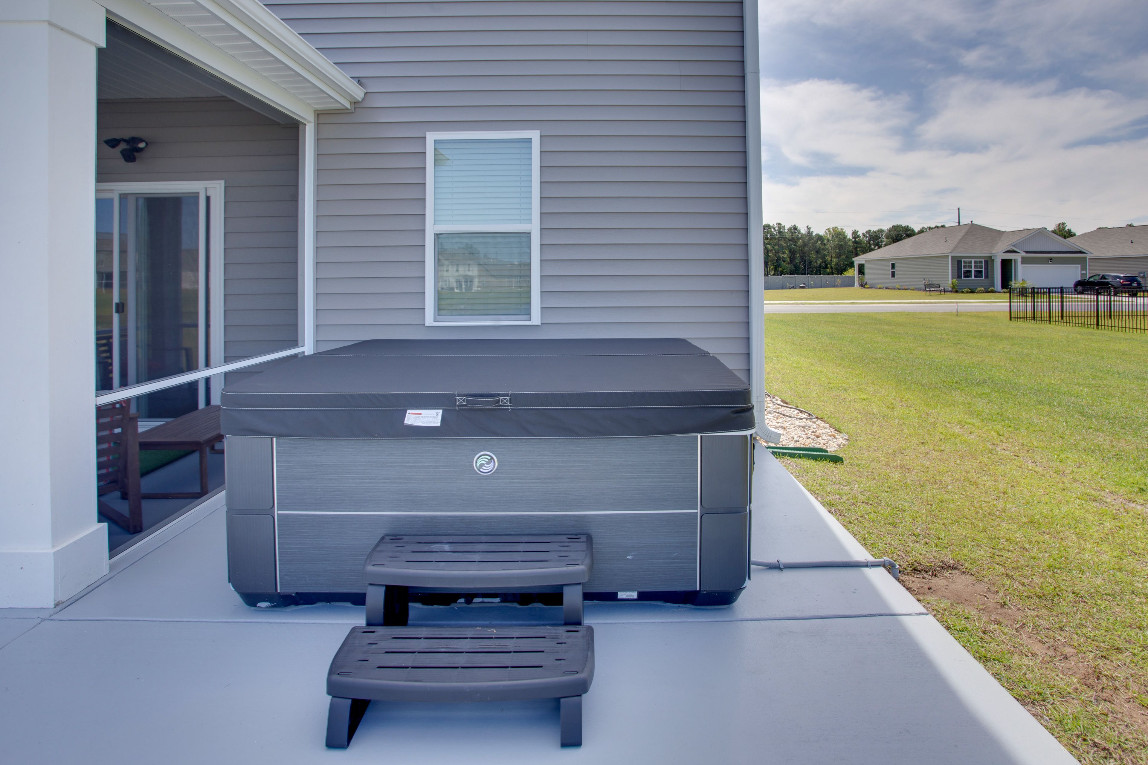 Furnished Patio | Hot Tub | Pond View