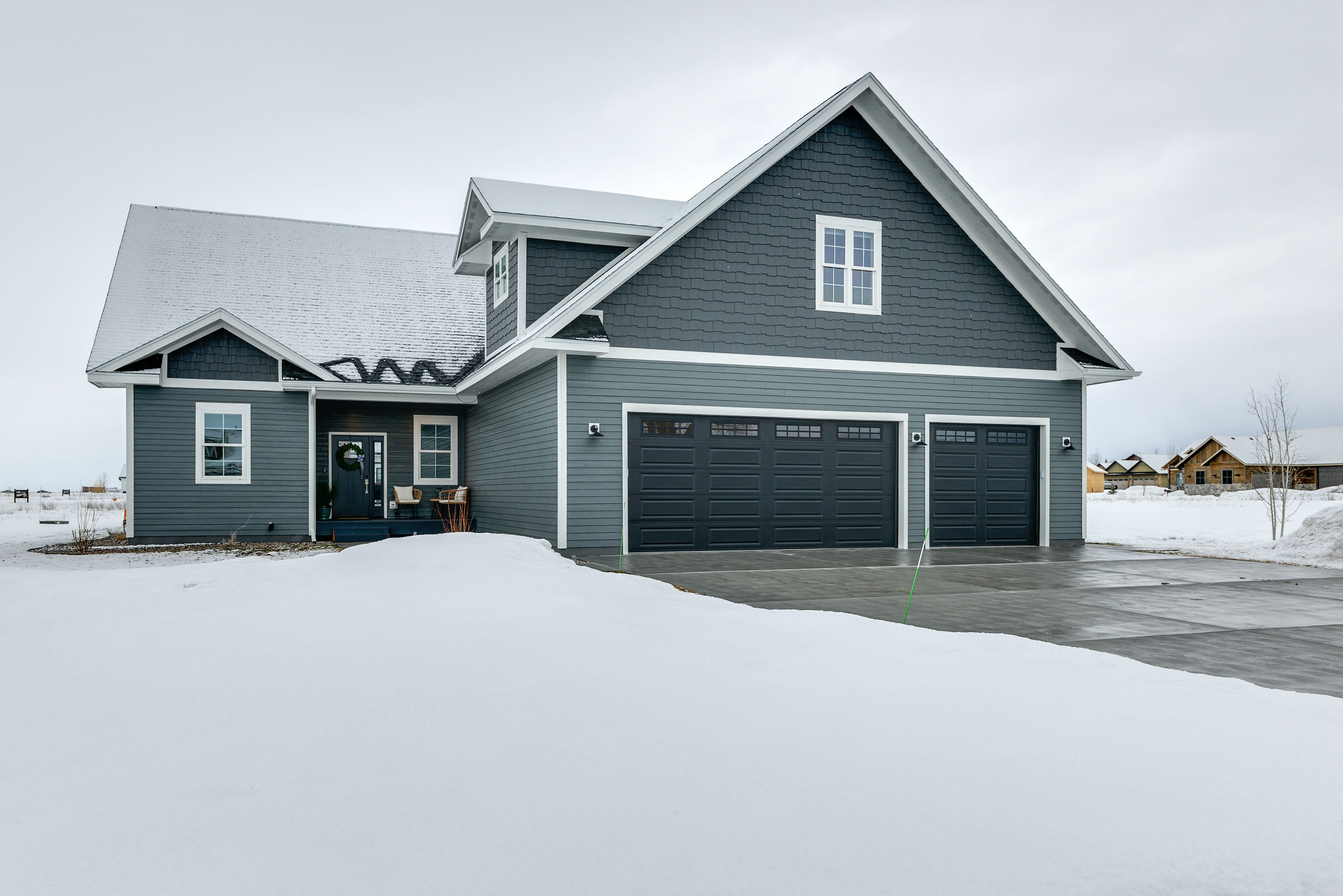 Winter | Exterior