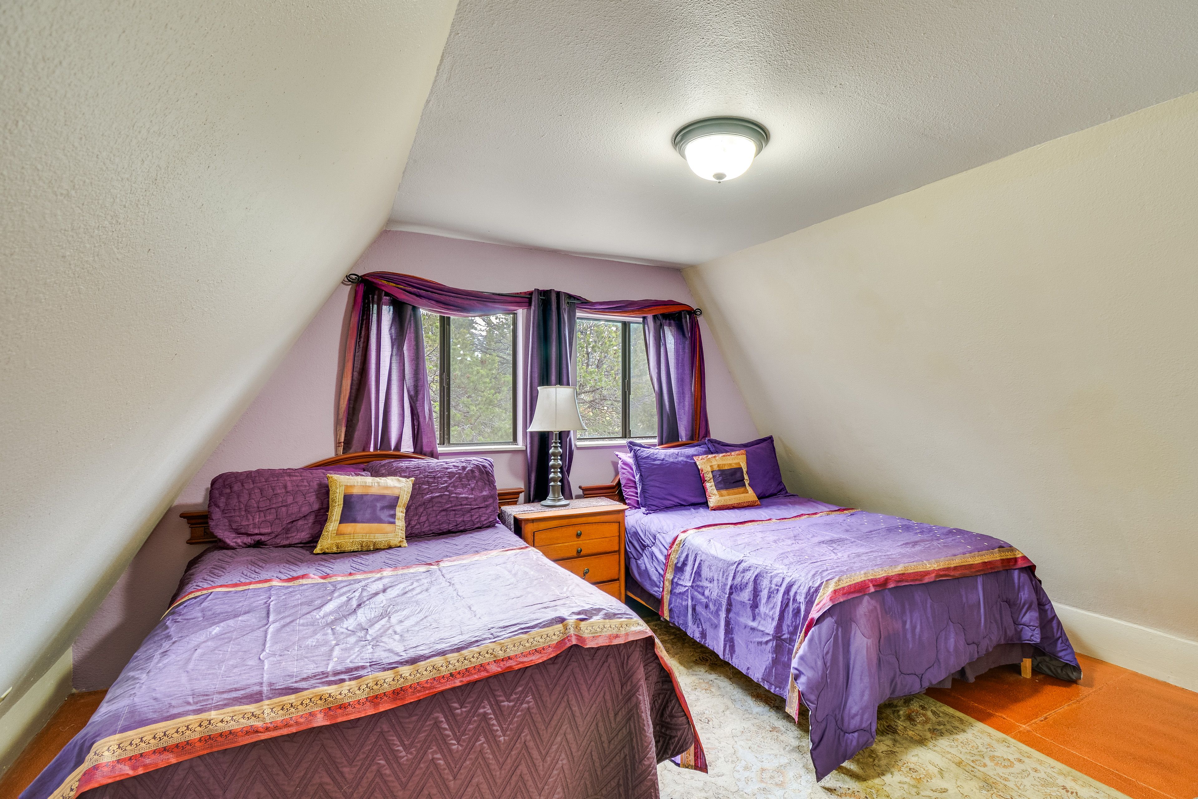 Bedroom 4 | 2 Full Beds | 2nd Floor