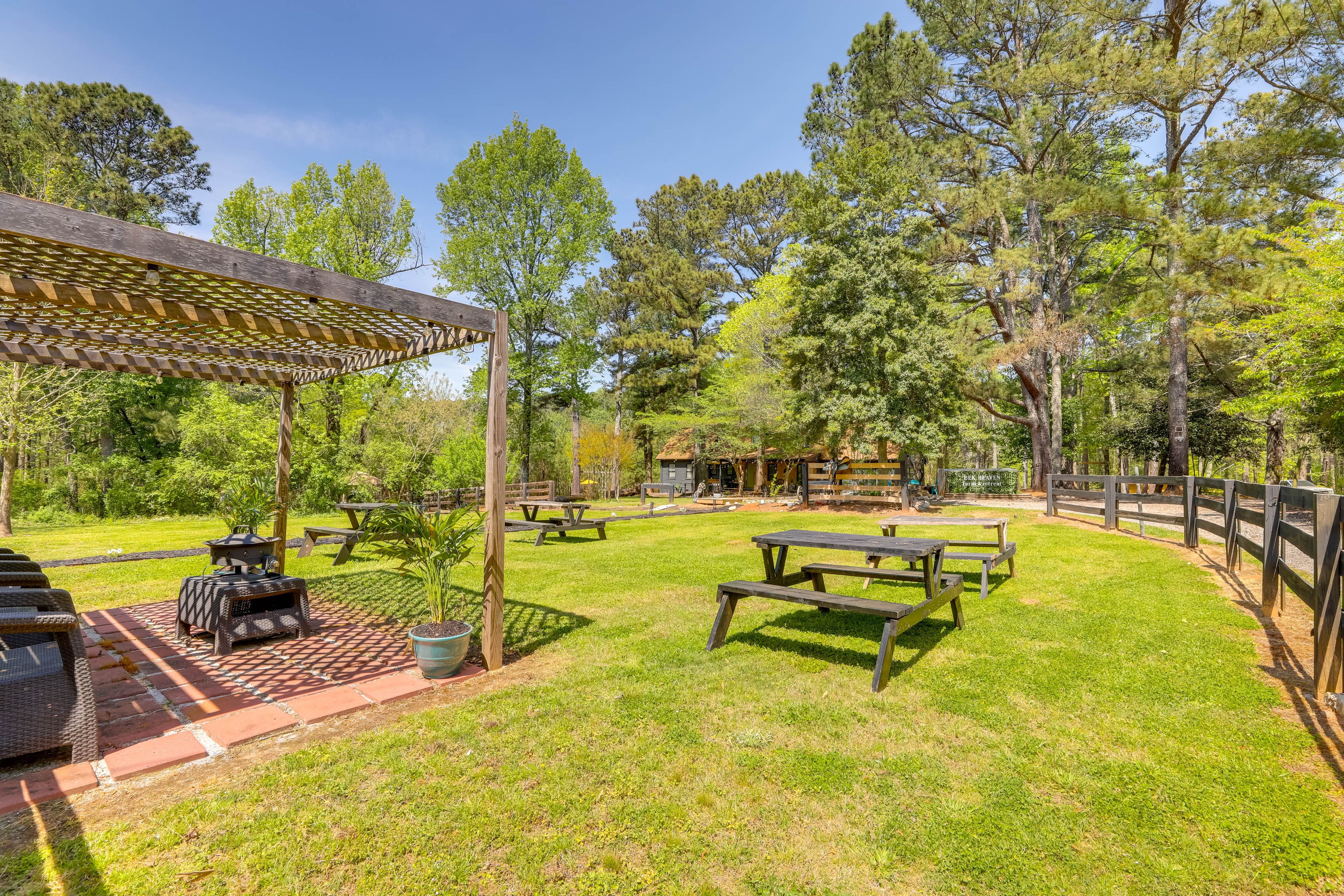 Shared Amenities | Picnic Area