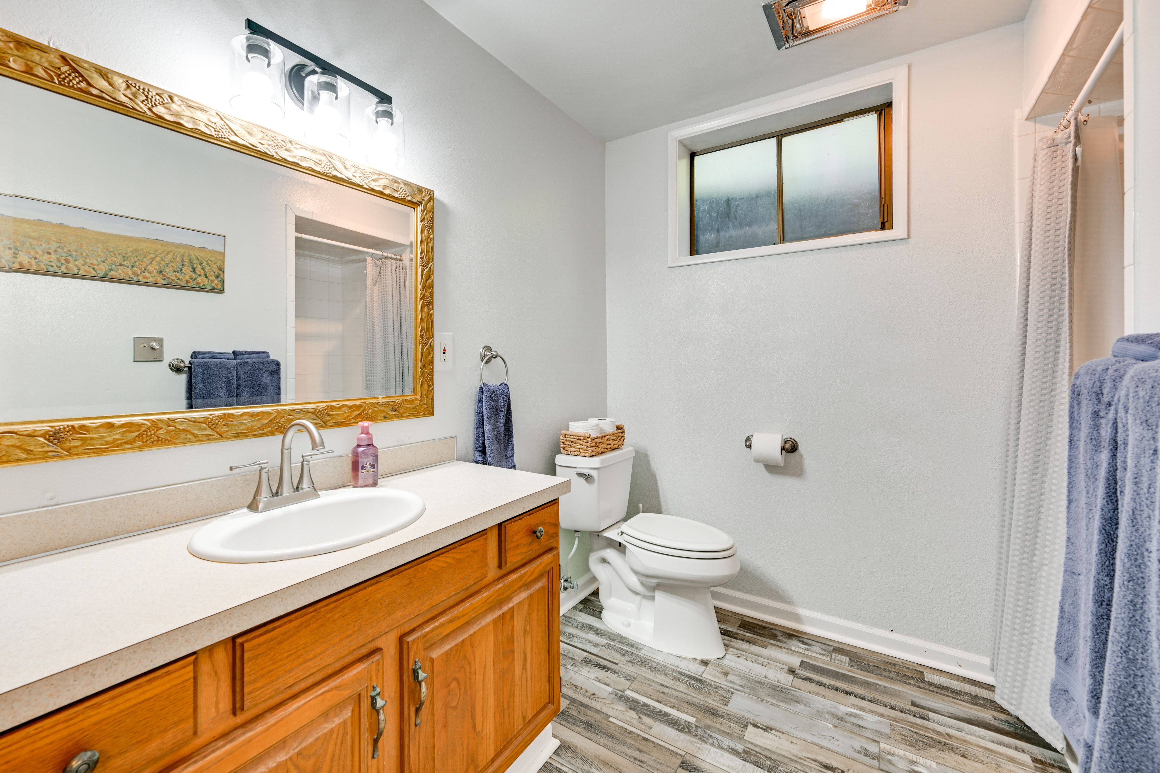 Full Bathroom | Lower Level