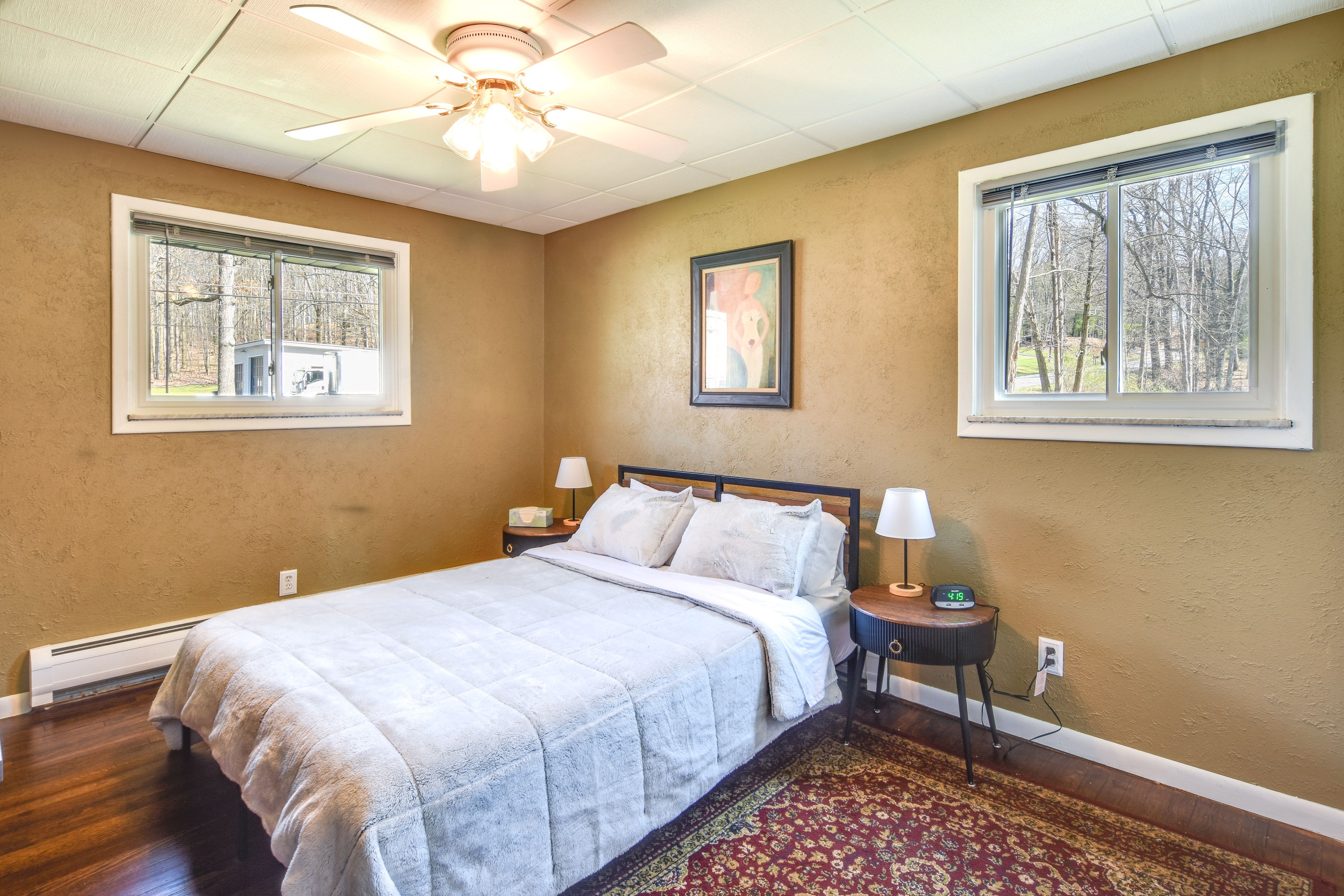 Bedroom 2 | Queen Bed | 1st Floor