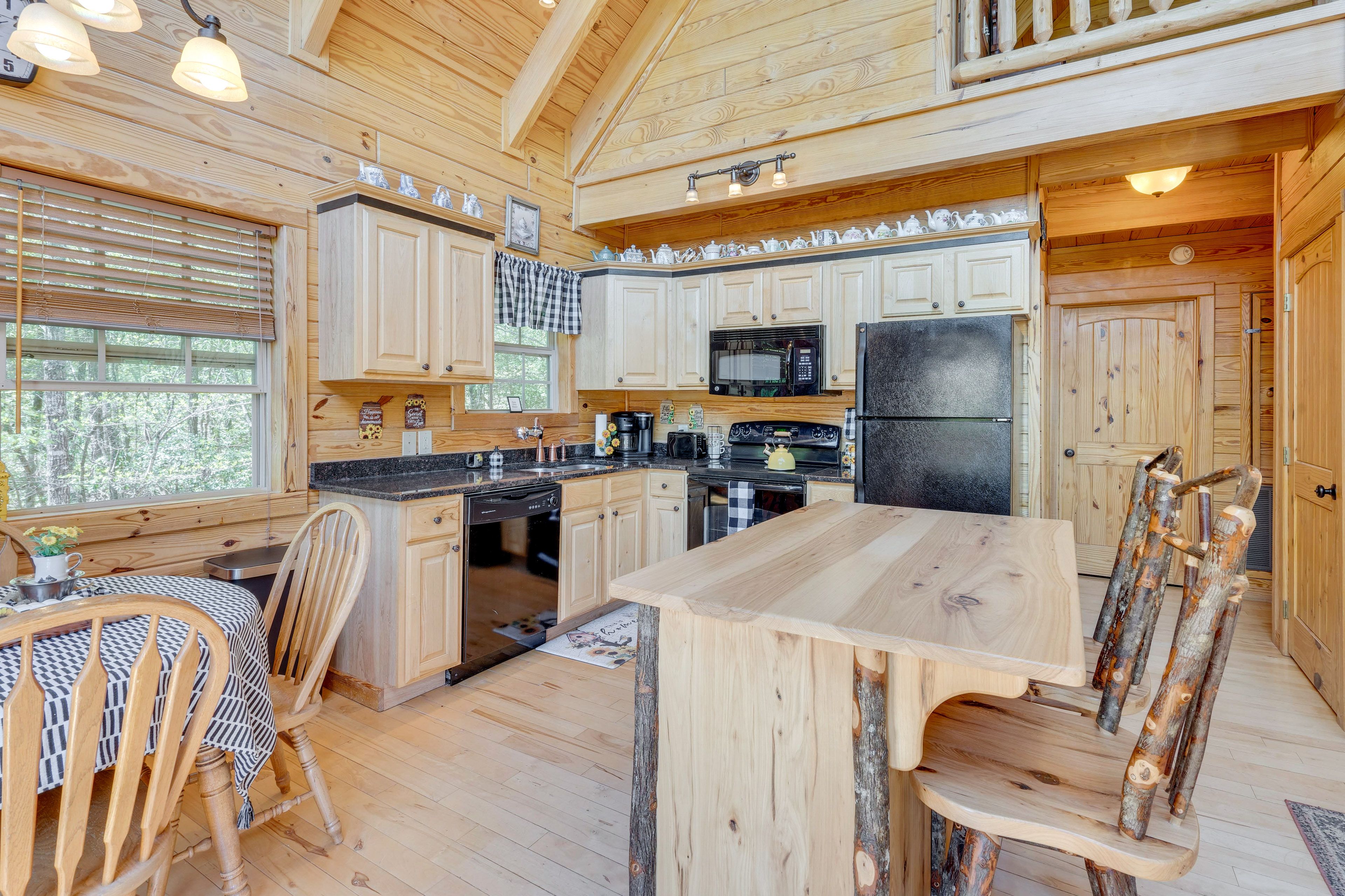 Kitchen | 1st Floor | Dishwasher | Duo Drip & Single-Serve Keurig Coffee Maker