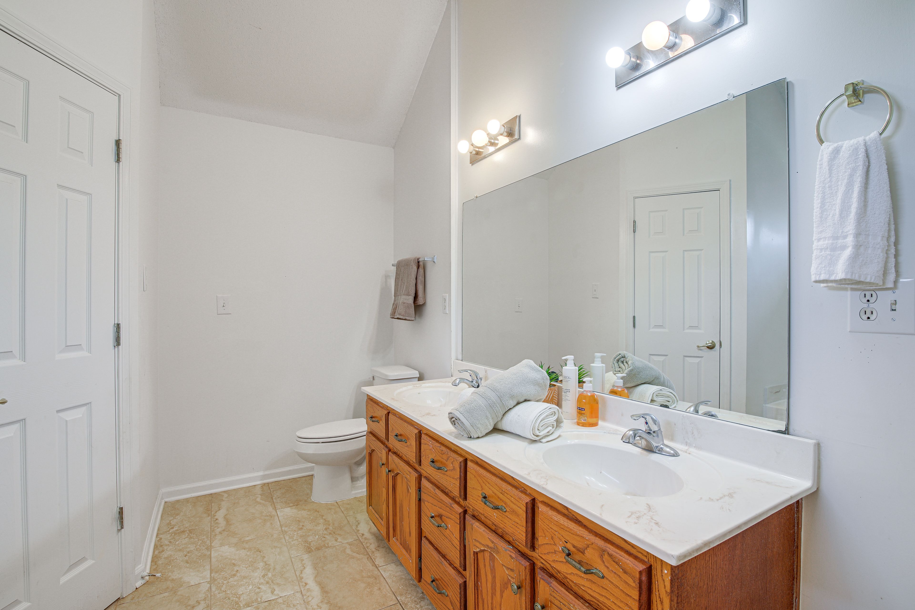 En-Suite Bathroom | Towels