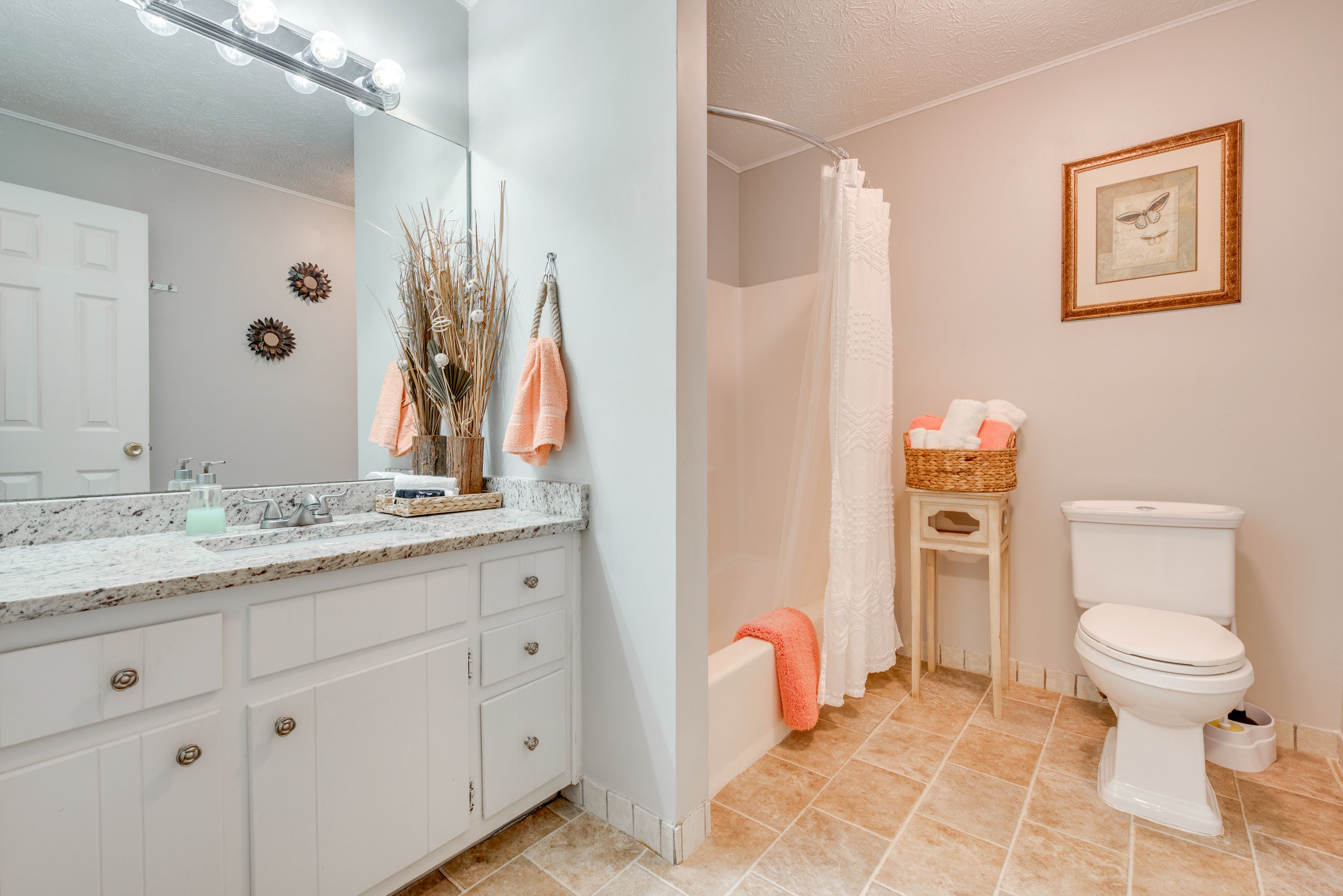 Full Bath | Towels | Hair Dryer