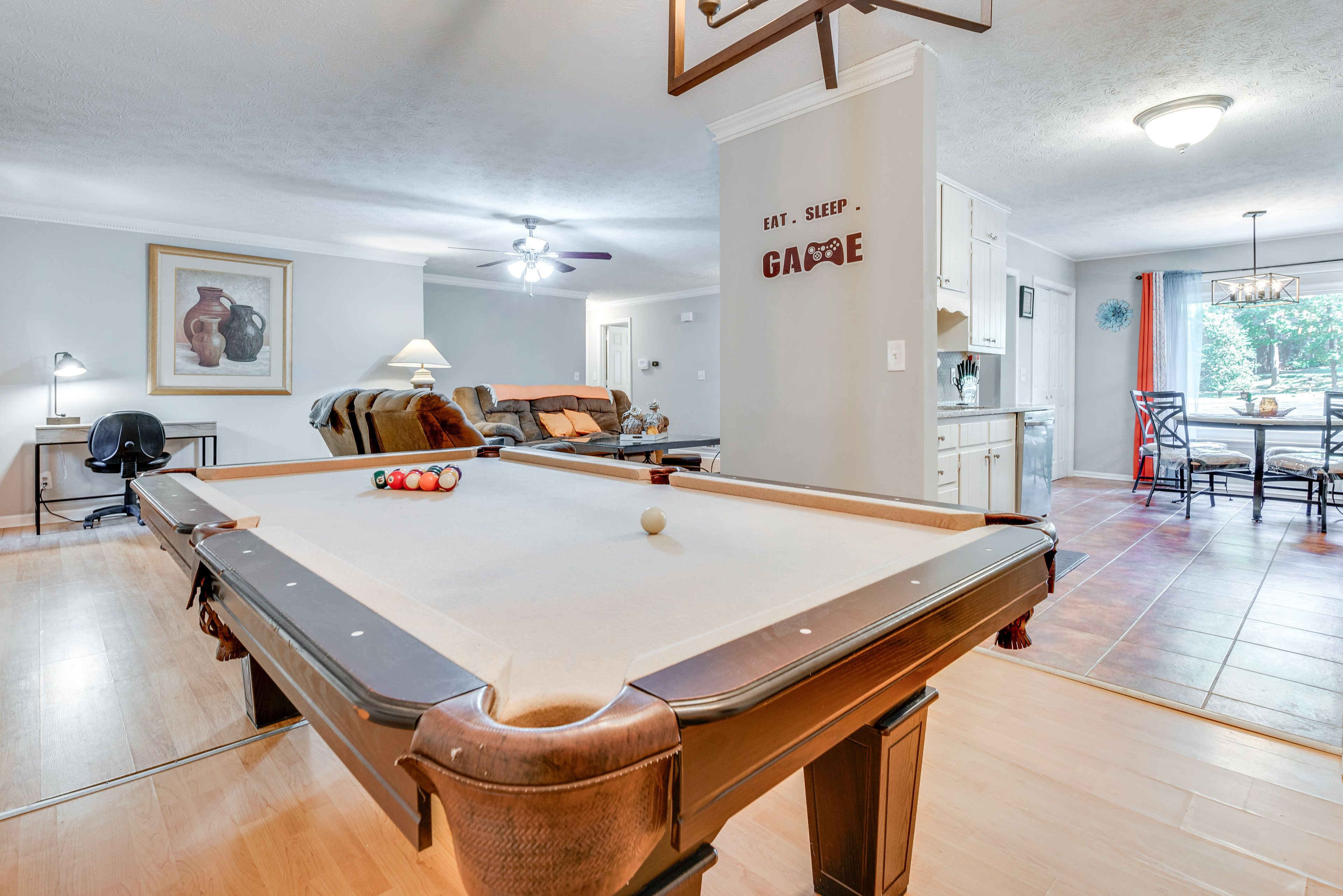 Living Room | Pool Table | Arcade & Board Games | Free WiFi