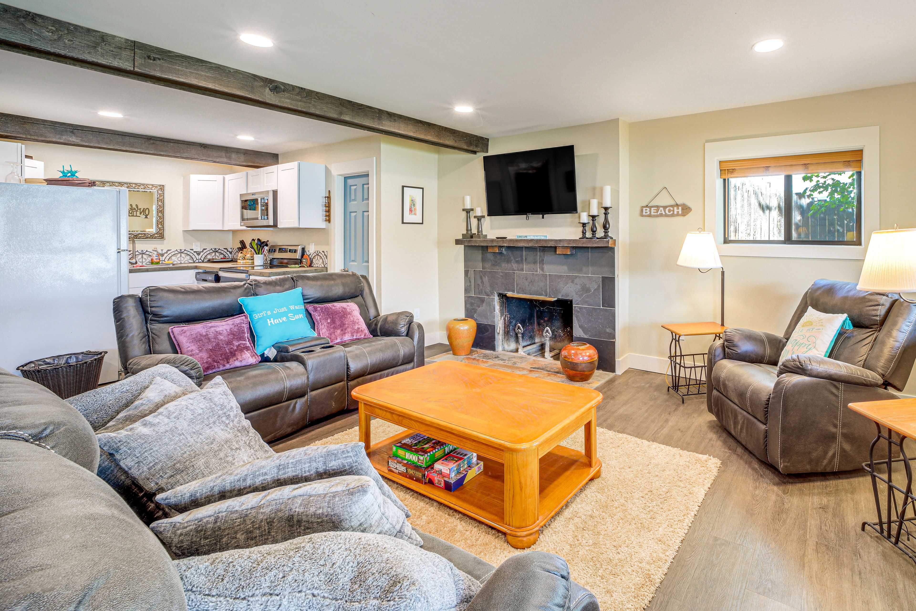 Family Room | Basement | Fireplace | Board Games