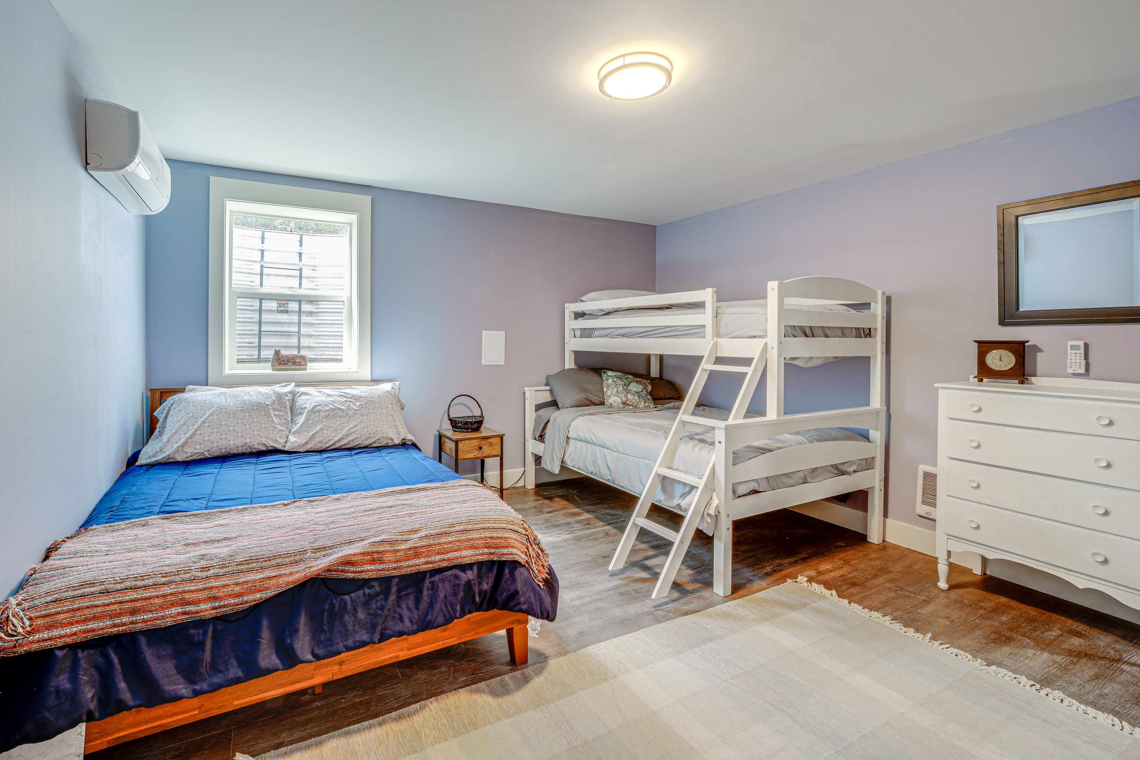 Bedroom 4 | Queen Bed | Twin/Full Bunk Bed | Basement