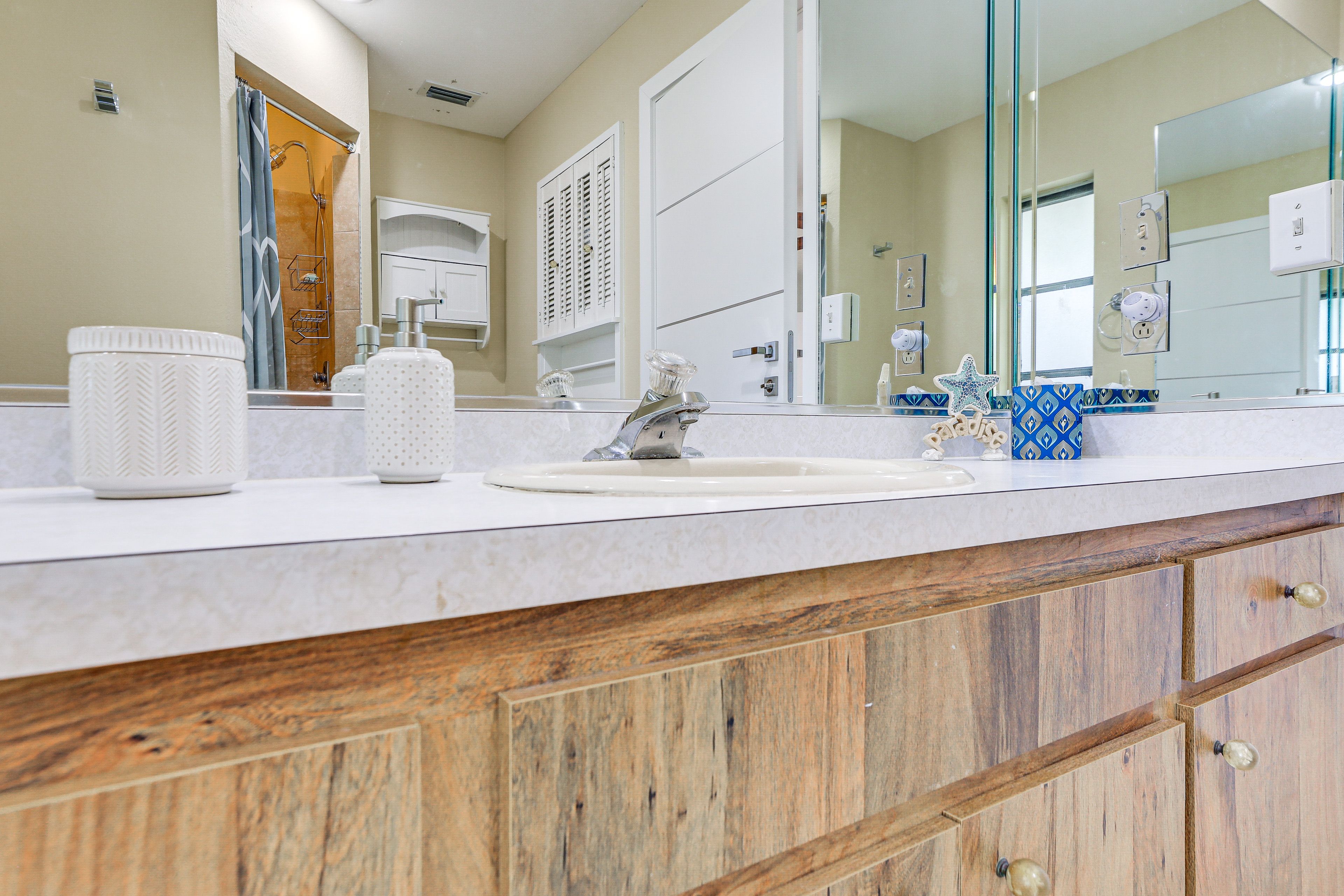 En-Suite Bathroom | Complimentary Toiletries