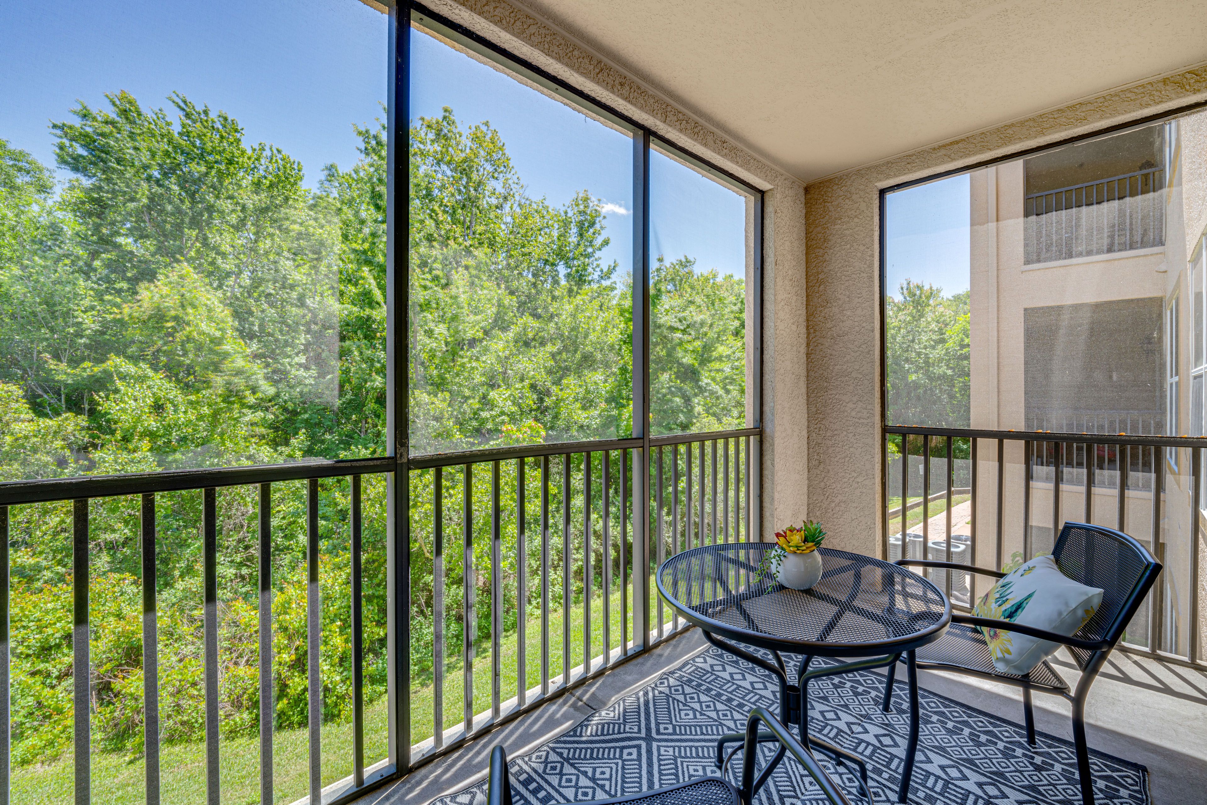 Screened Balcony