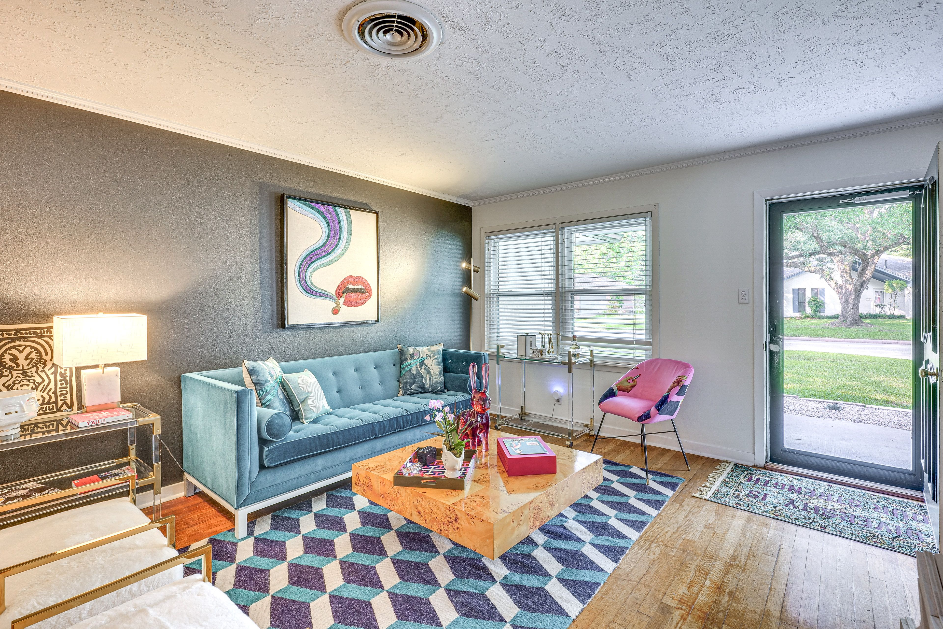 Living Room | Smart TV w/ Cable | Central A/C & Heating