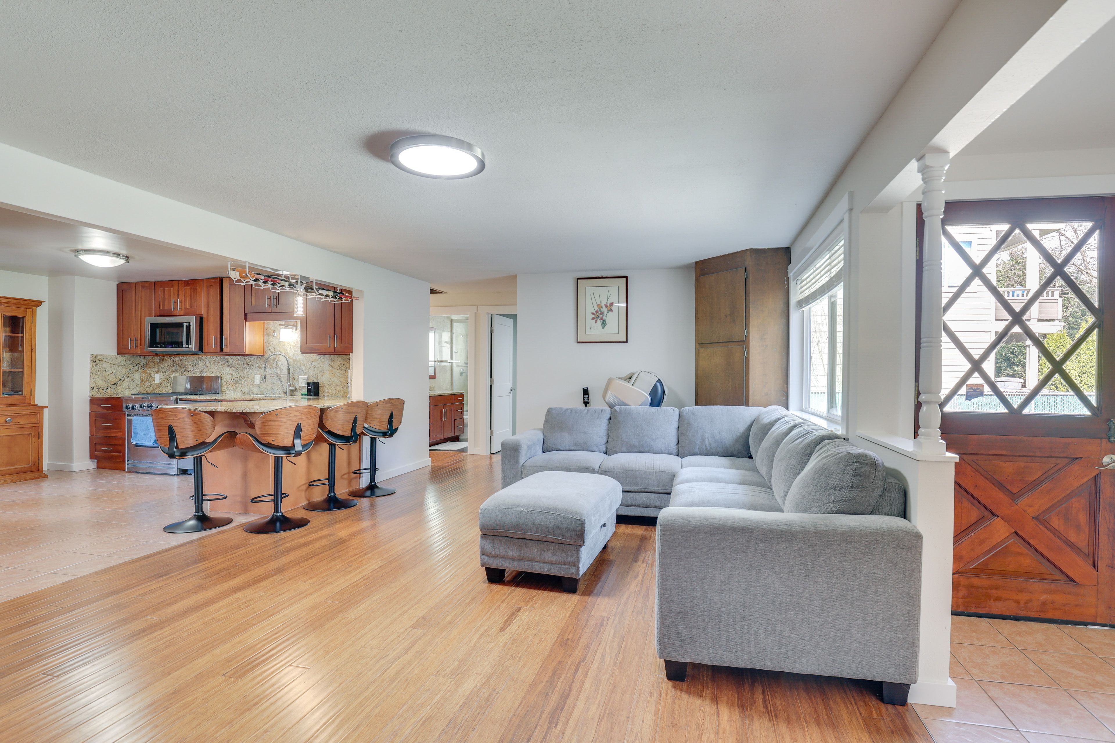 Living Room | Free WiFi