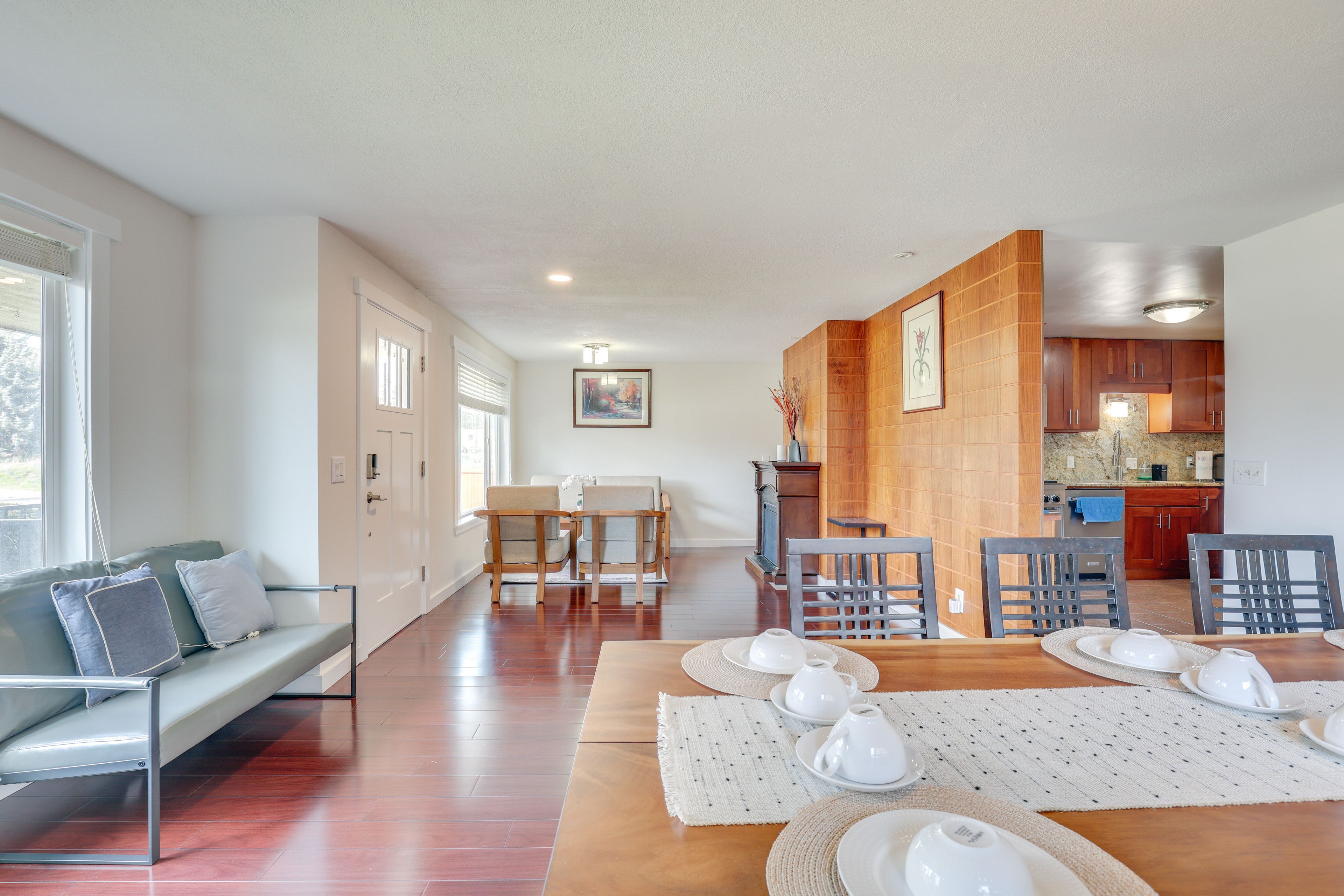 Dining Table | Dishware + Flatware