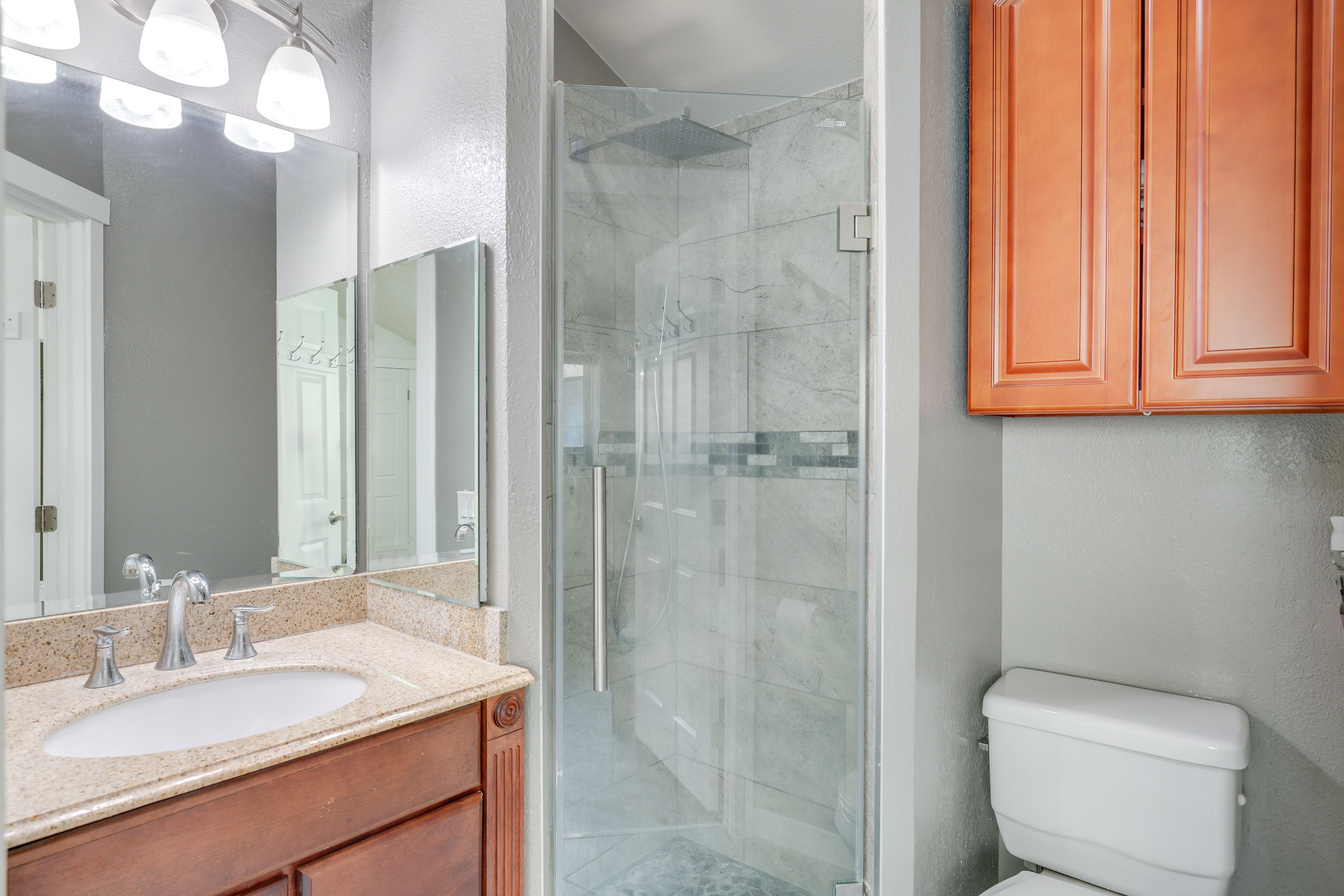 Full Bathroom | Shower