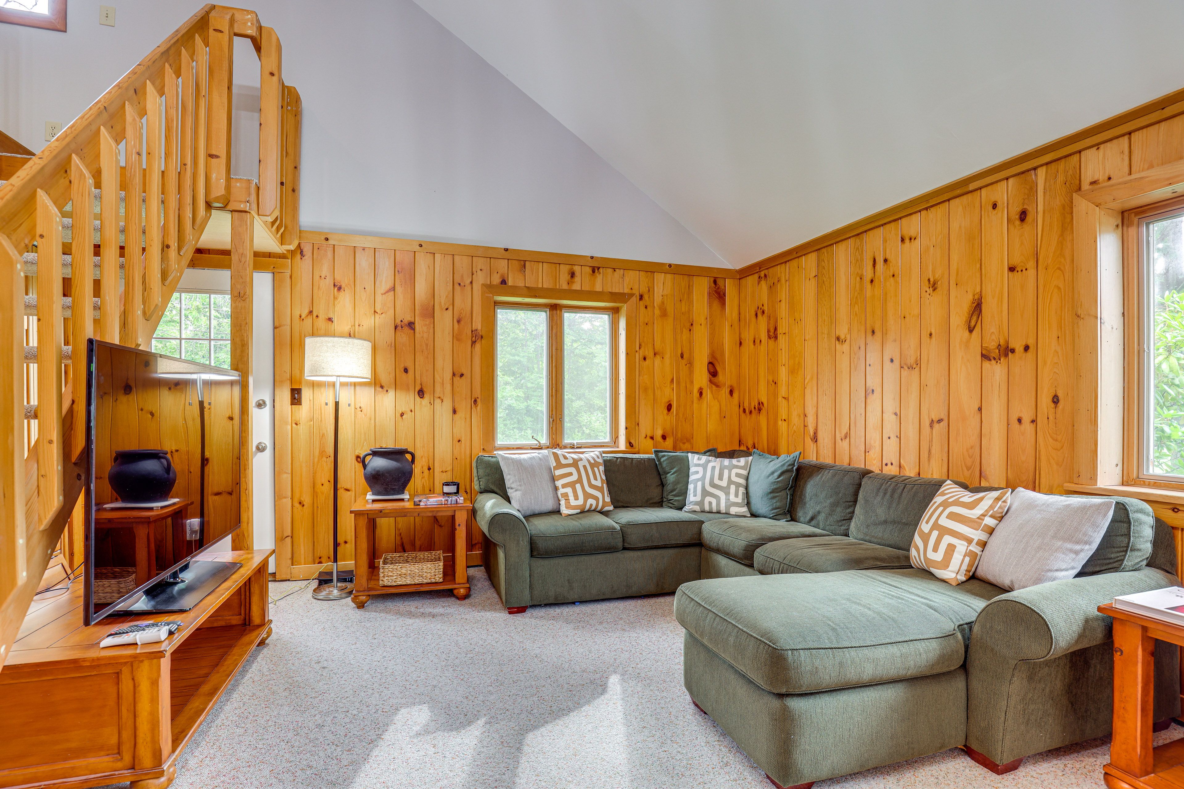 Hammondsport Vacation Rental | 3BR | 1BA | 1 Step Required | 1,512 Sq Ft