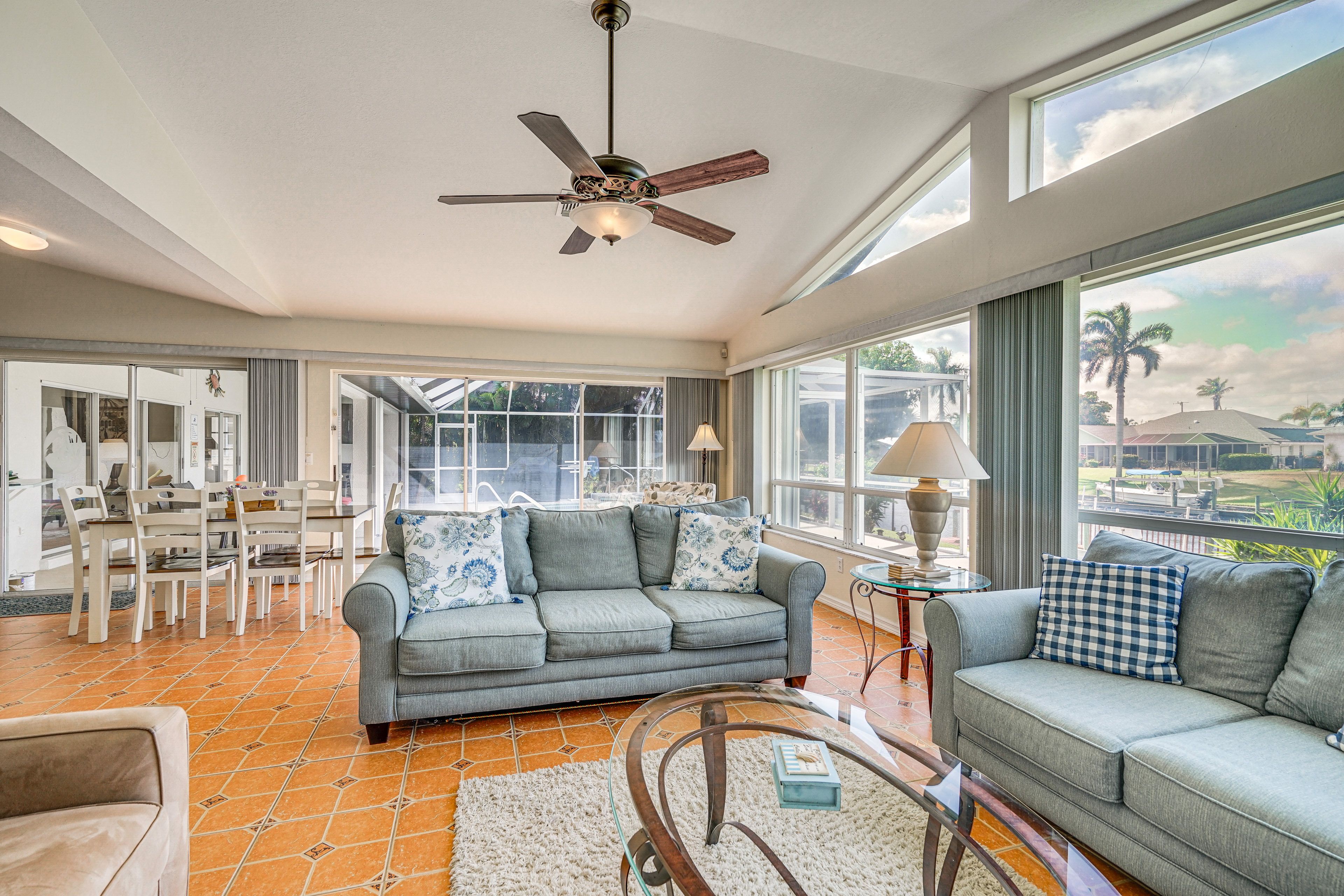 Living Space | Central A/C & Heating