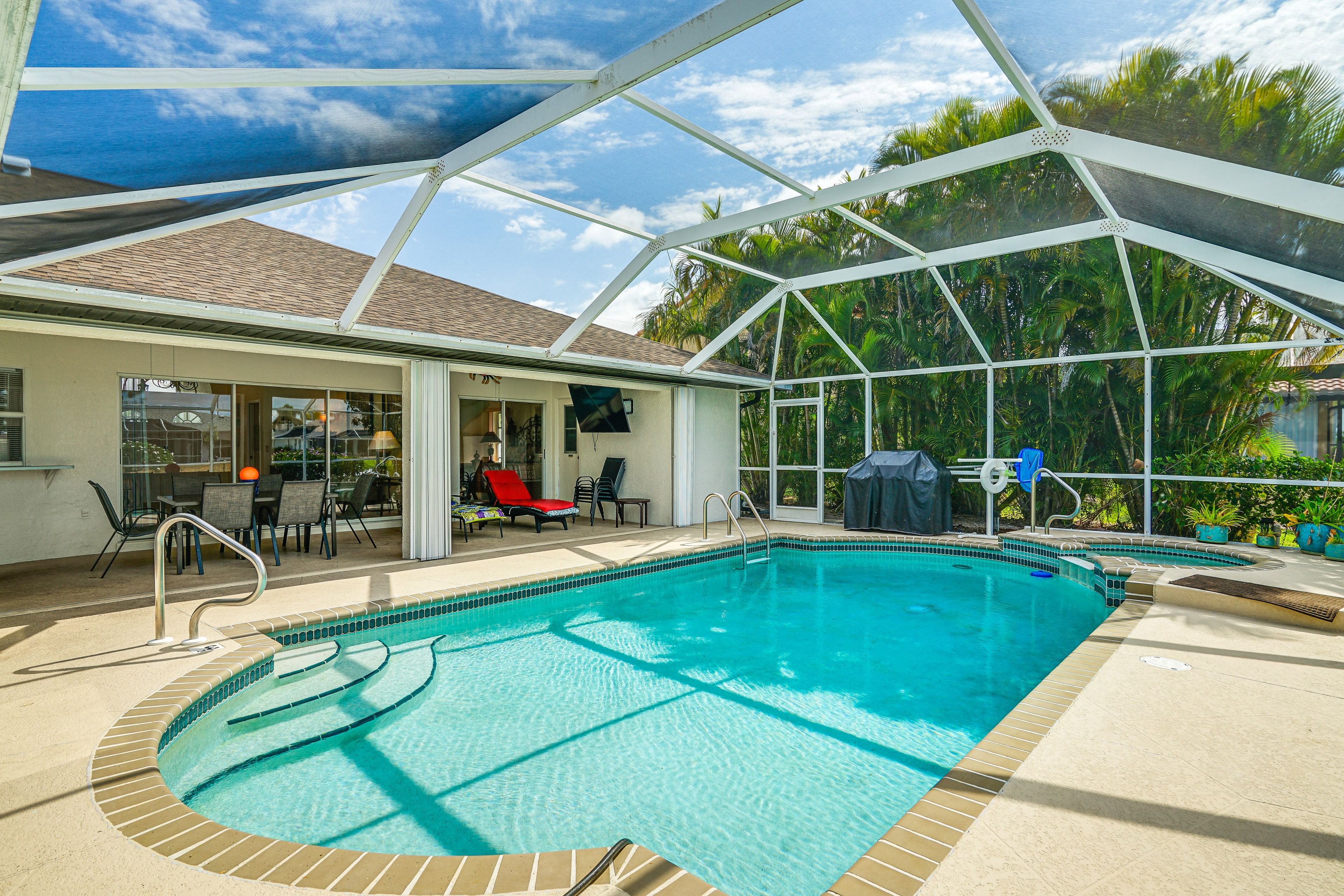 Screened Lanai | Pool/Spa w/ Optional Heat Fee (Paid Pre-Stay) | Gas Grill